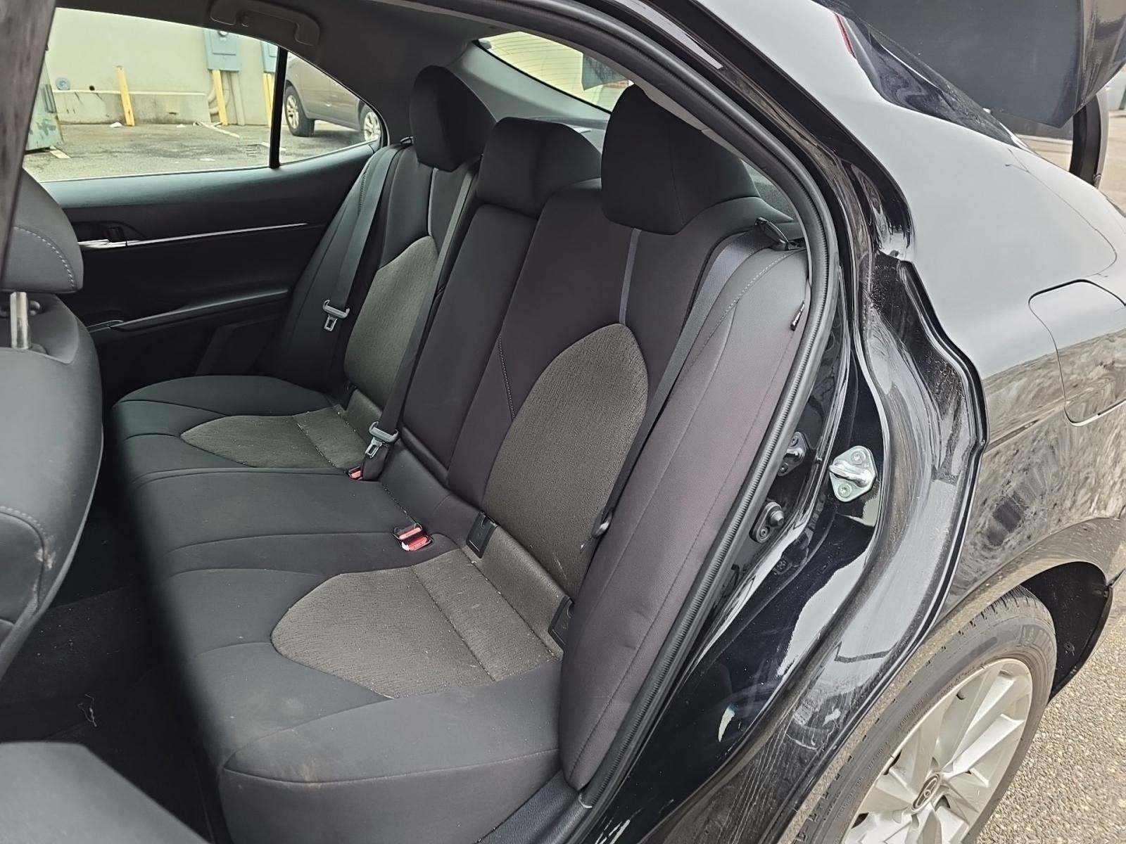 2022 Toyota Camry LE AWD