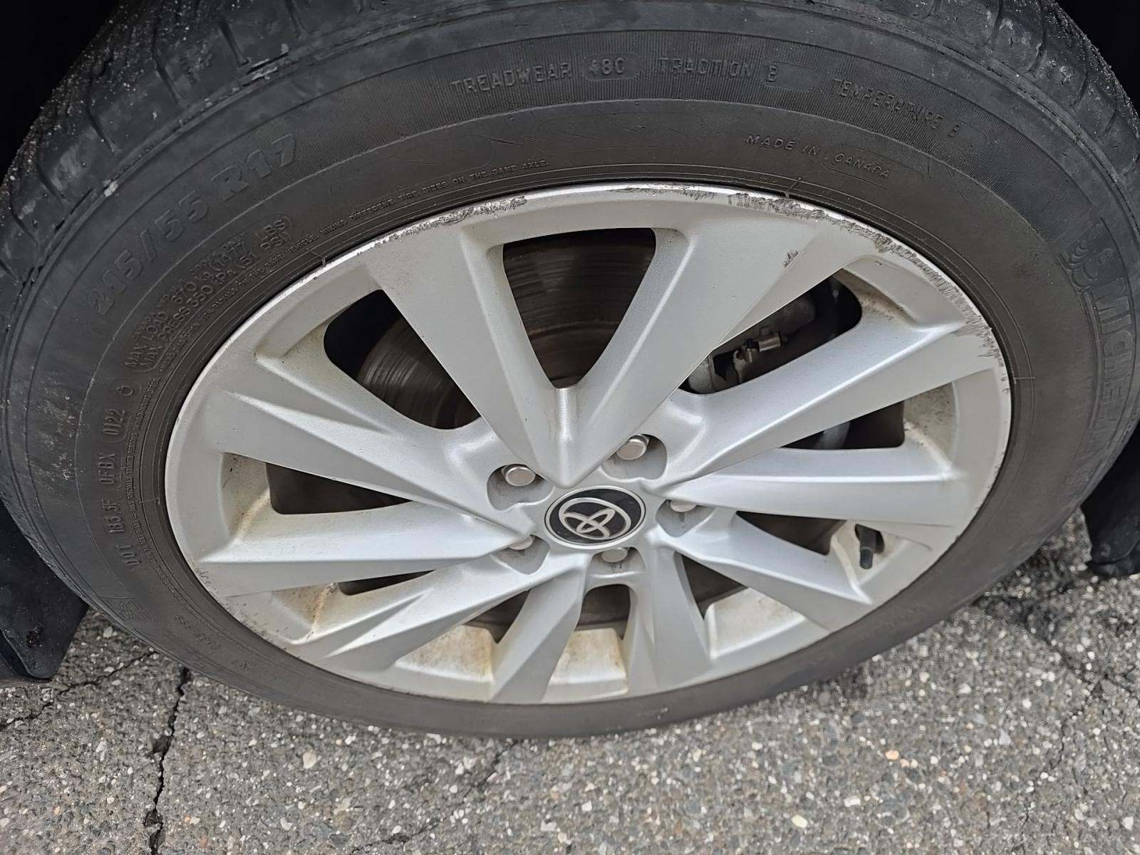 2022 Toyota Camry LE AWD