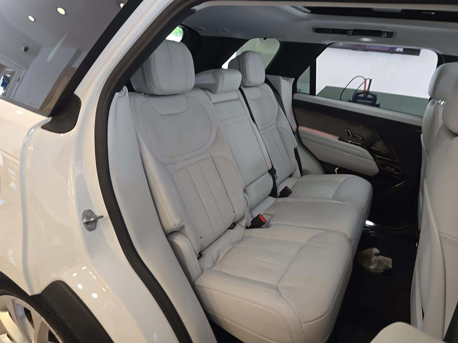 2023 Land Rover Range Rover Sport SE AWD