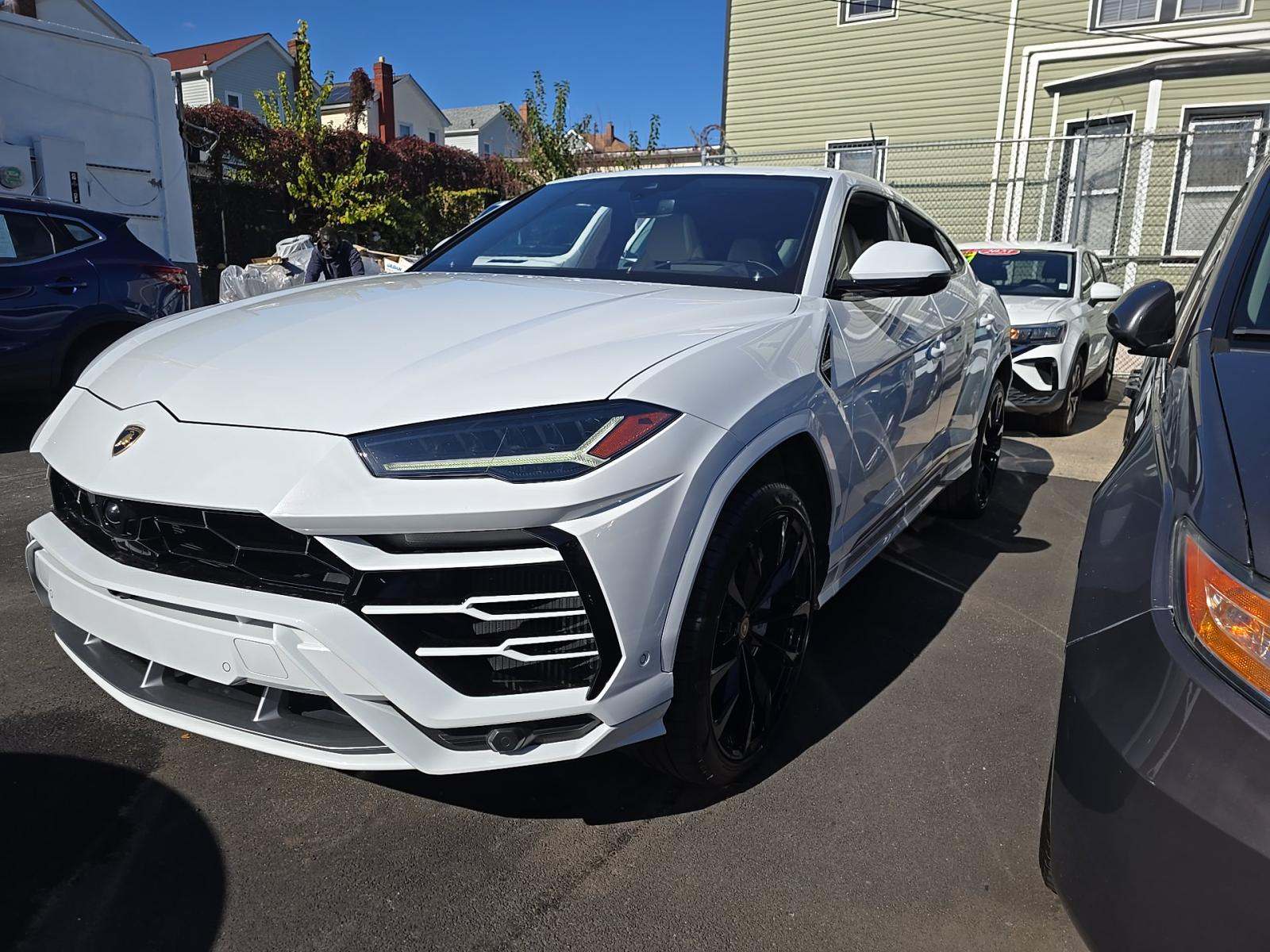 2020 Lamborghini Urus Base AWD
