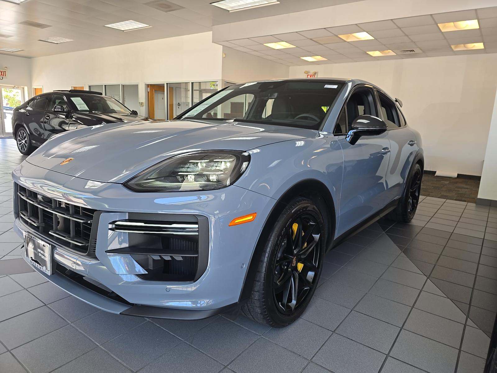 PORSCHE CAYENNE - 1