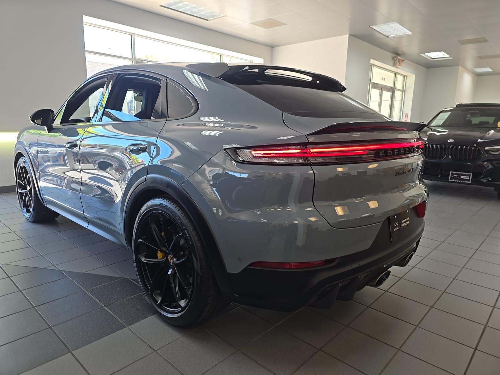 PORSCHE CAYENNE - 2