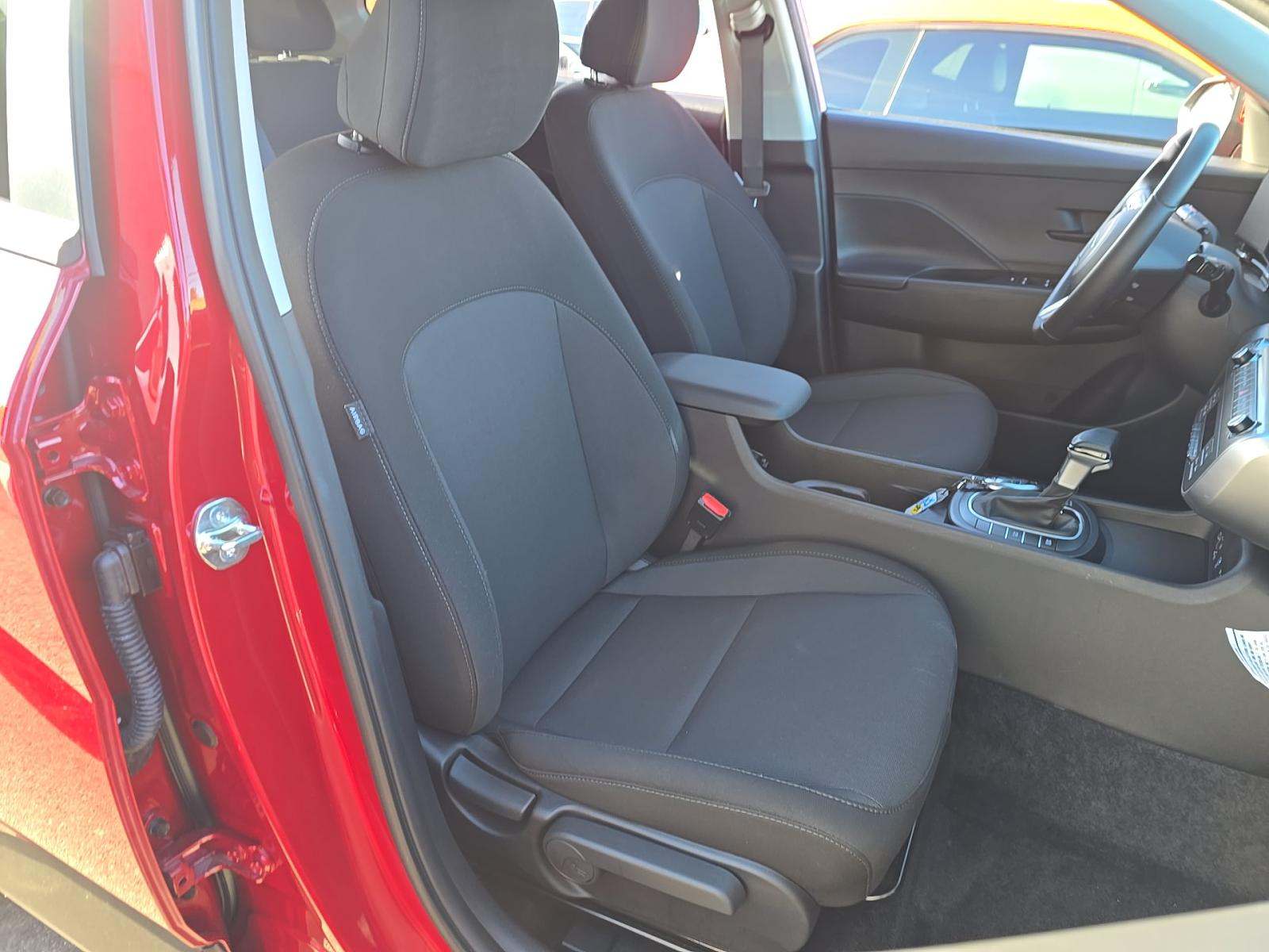 2025 Hyundai Kona SEL AWD