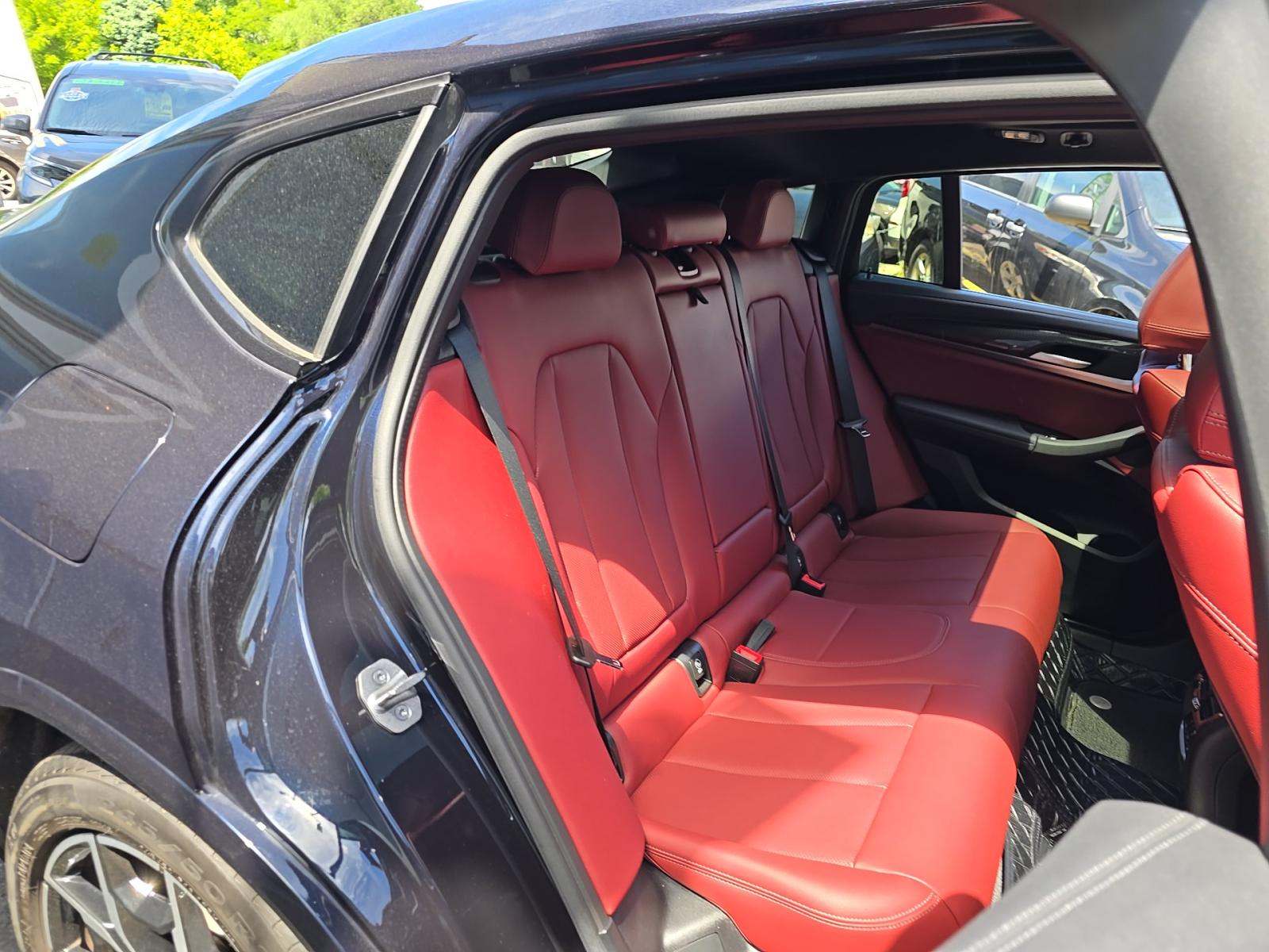 2023 BMW X4 M40i AWD