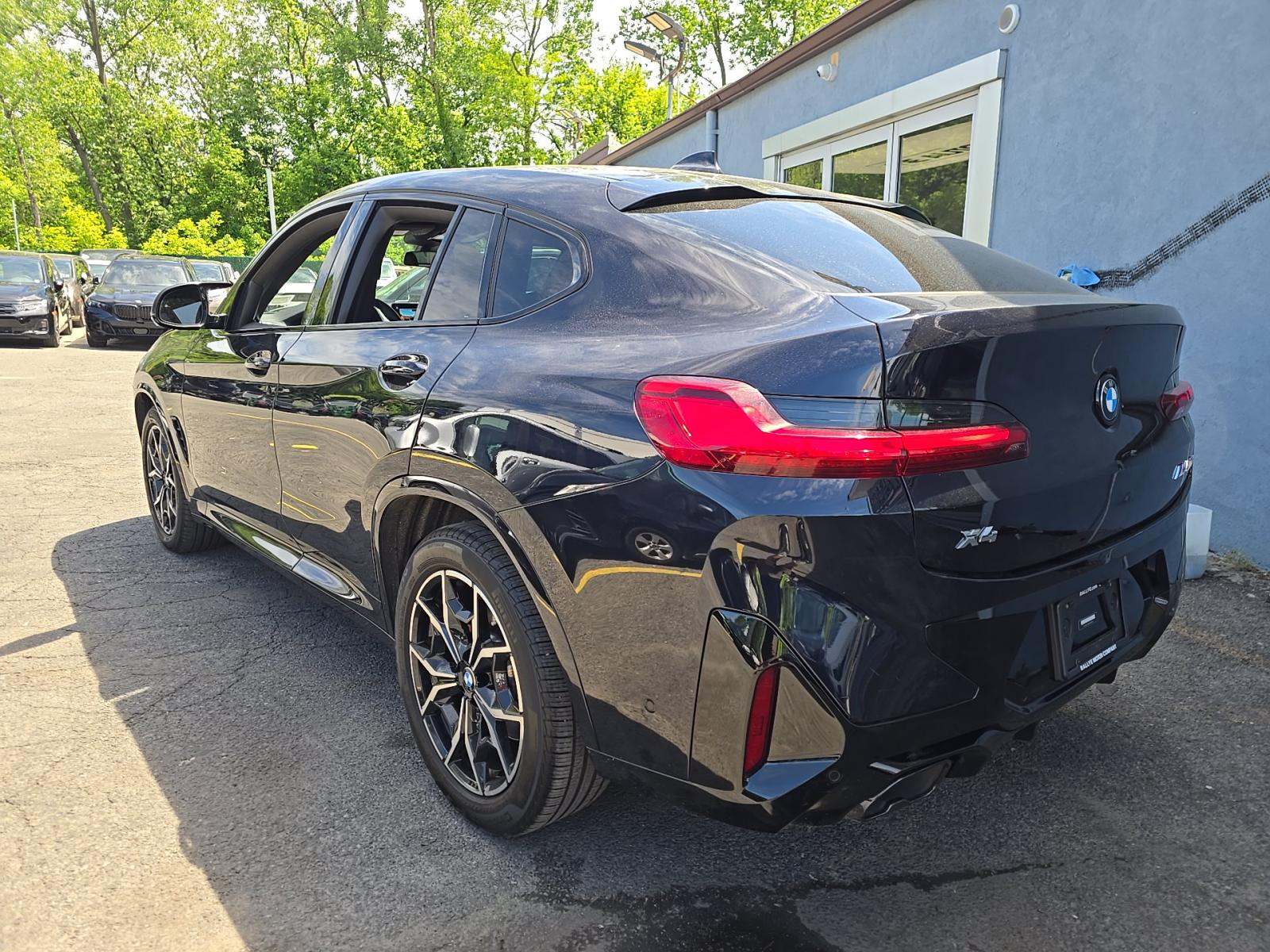 2023 BMW X4 M40i AWD