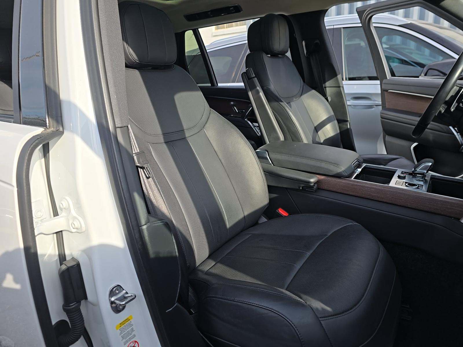 2023 Land Rover Range Rover SE LWB AWD