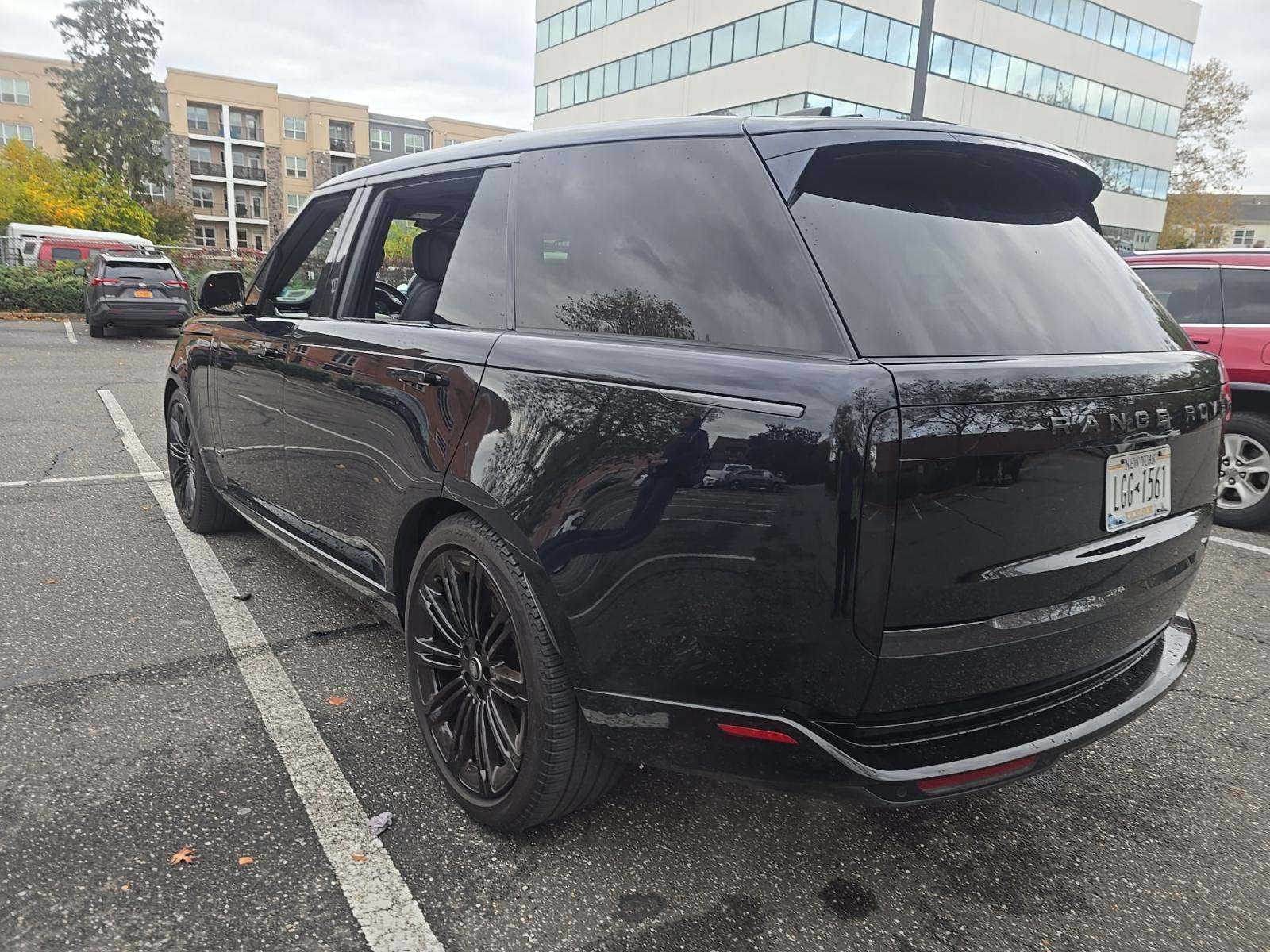 2024 Land Rover Range Rover Autobiography LWB AWD