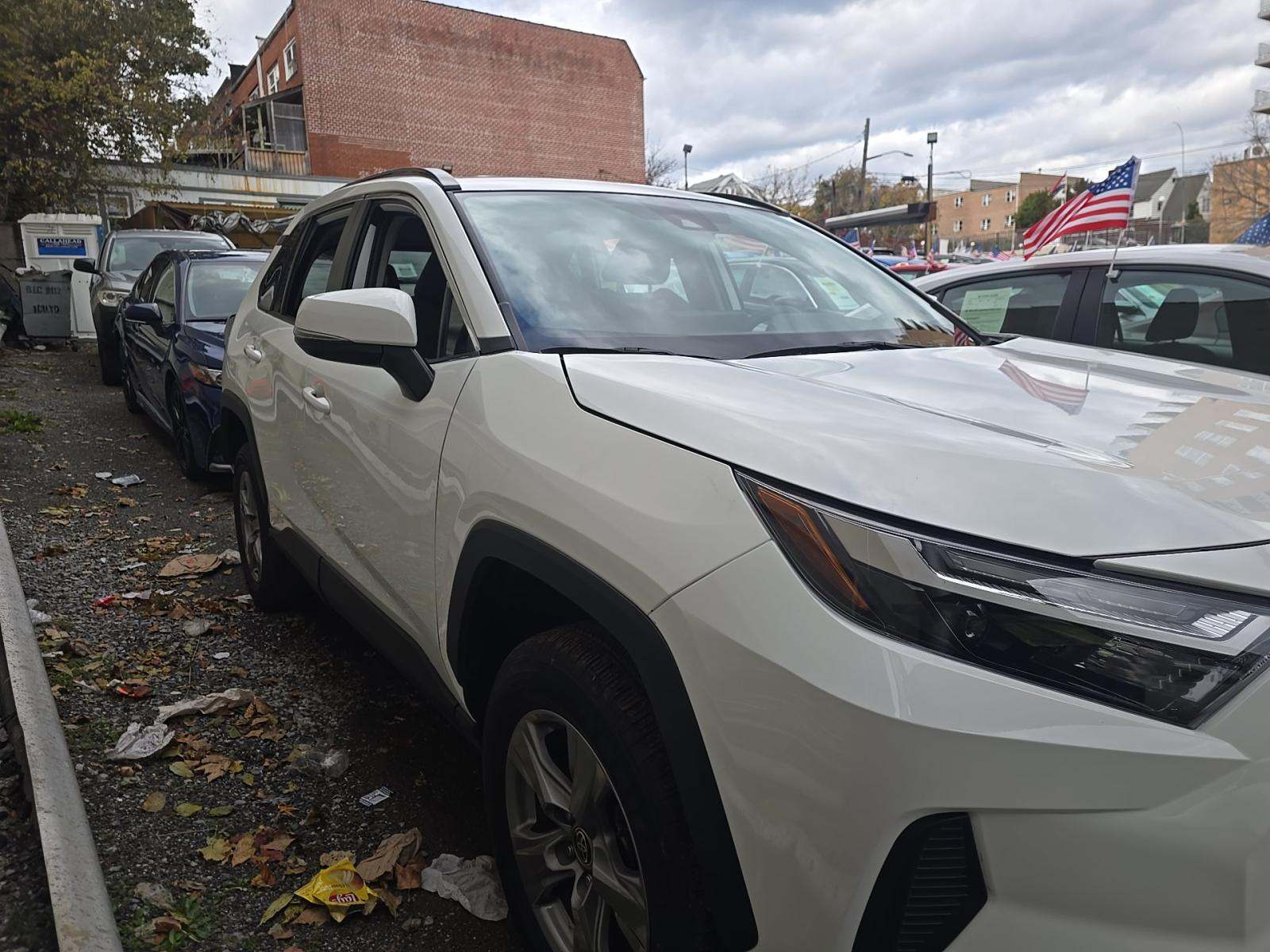 2024 Toyota RAV4 XLE FWD