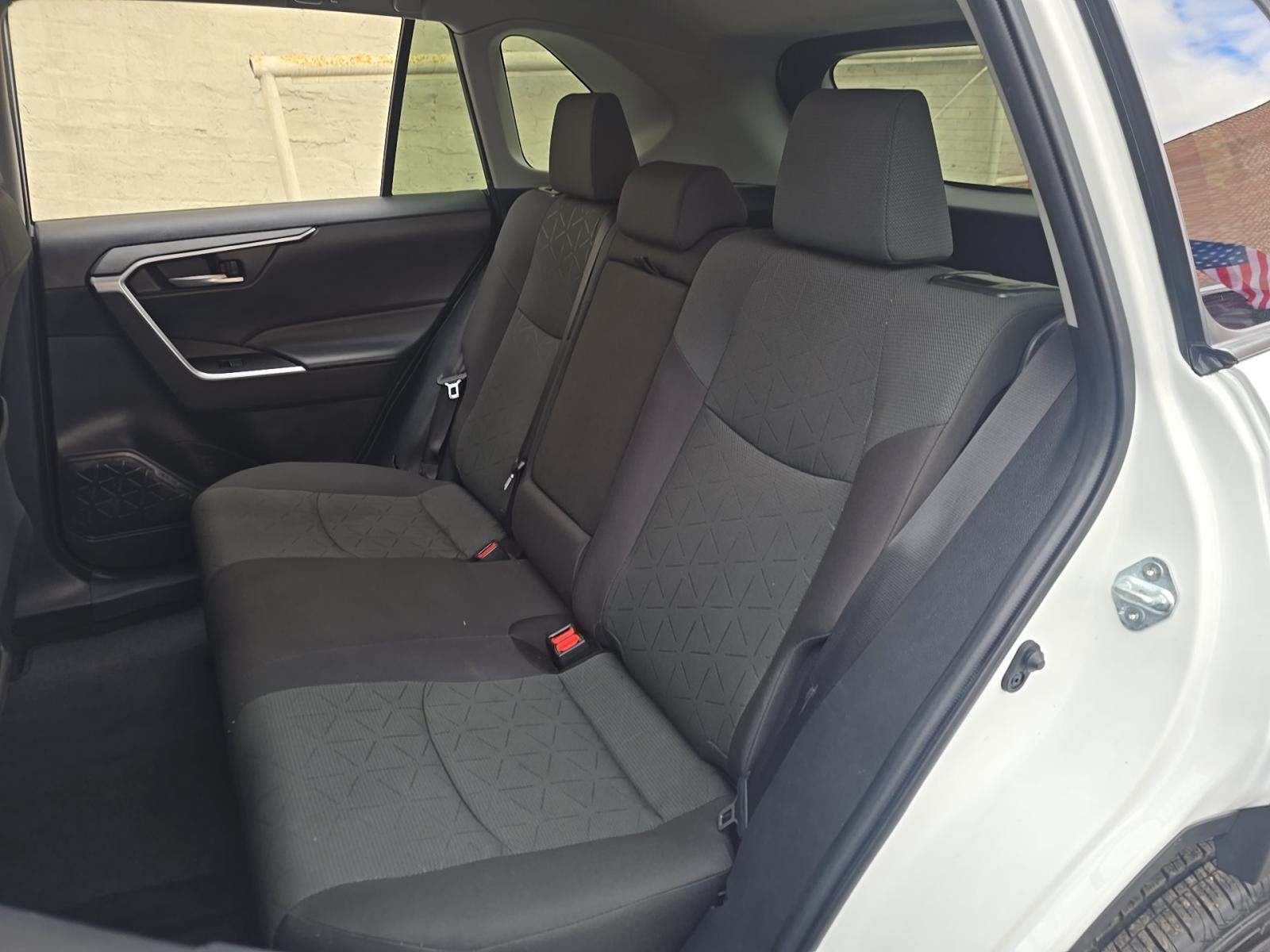 2024 Toyota RAV4 XLE FWD