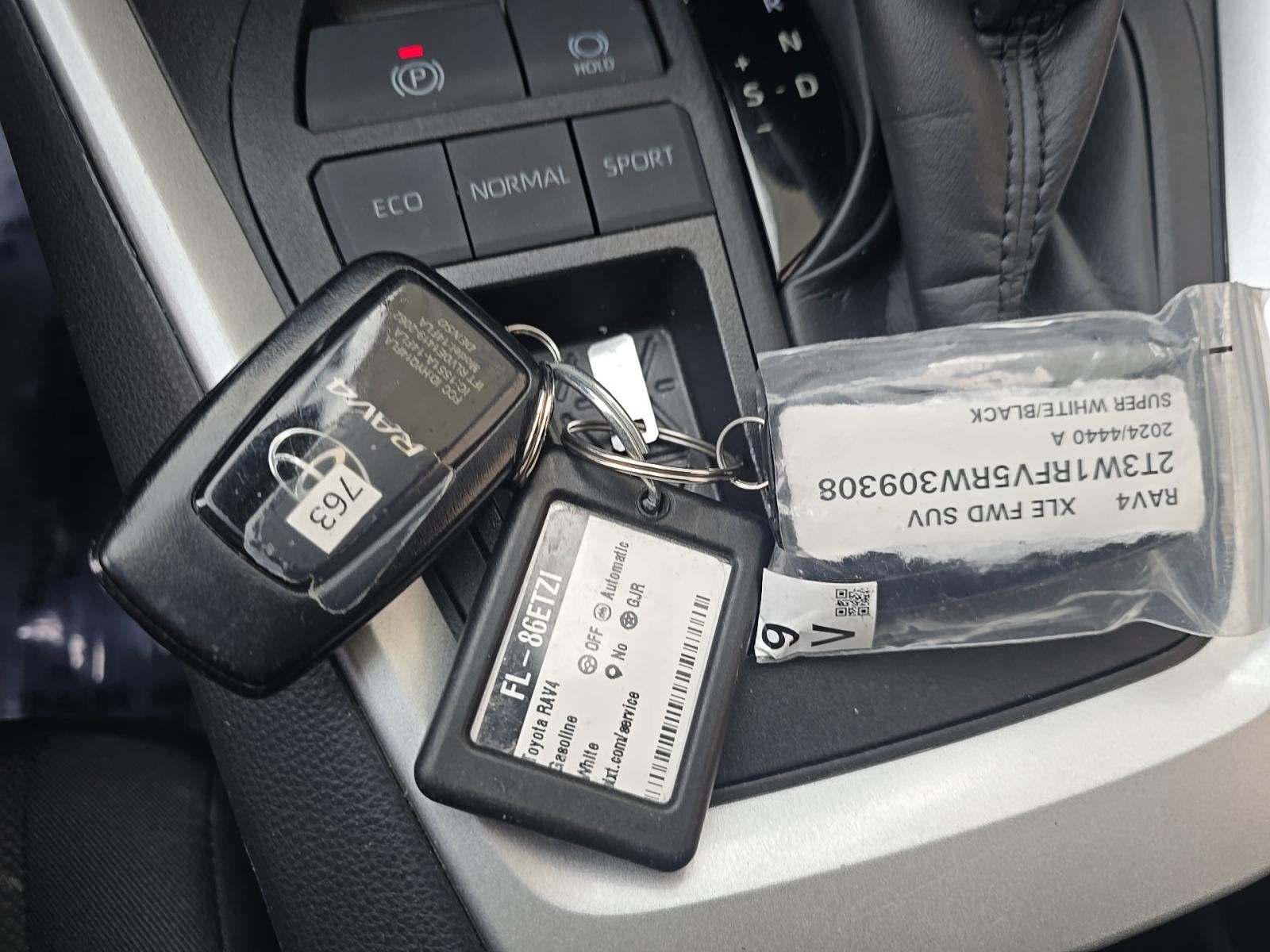 2024 Toyota RAV4 XLE FWD