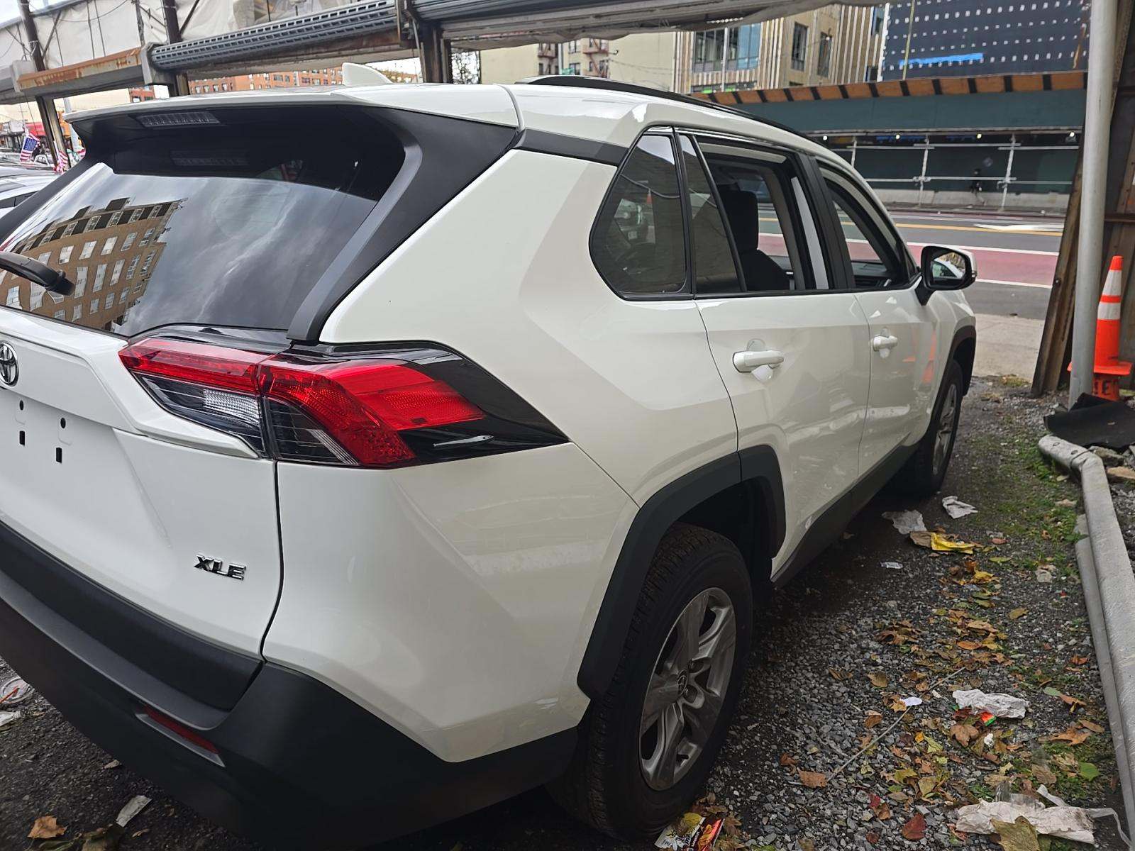 2024 Toyota RAV4 XLE FWD