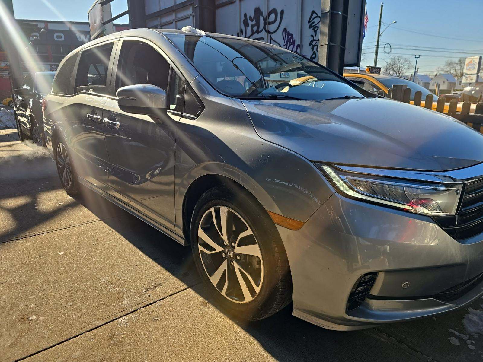 2023 Honda Odyssey Touring FWD