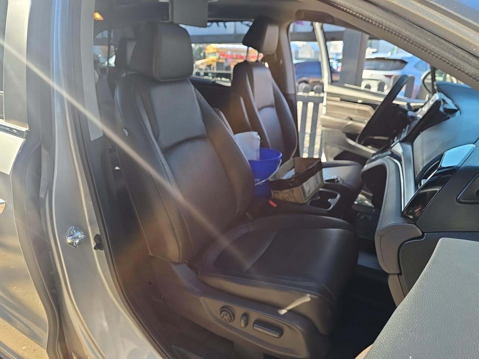 2023 Honda Odyssey Touring FWD