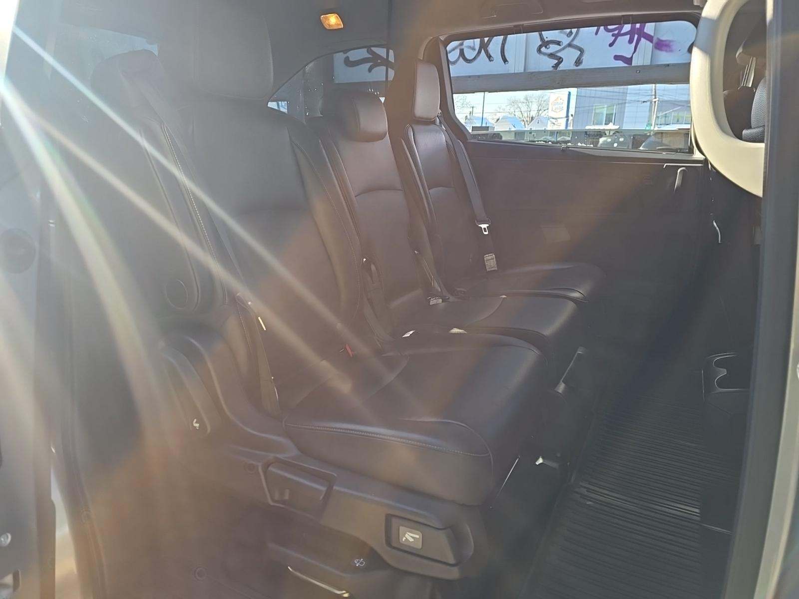 2023 Honda Odyssey Touring FWD