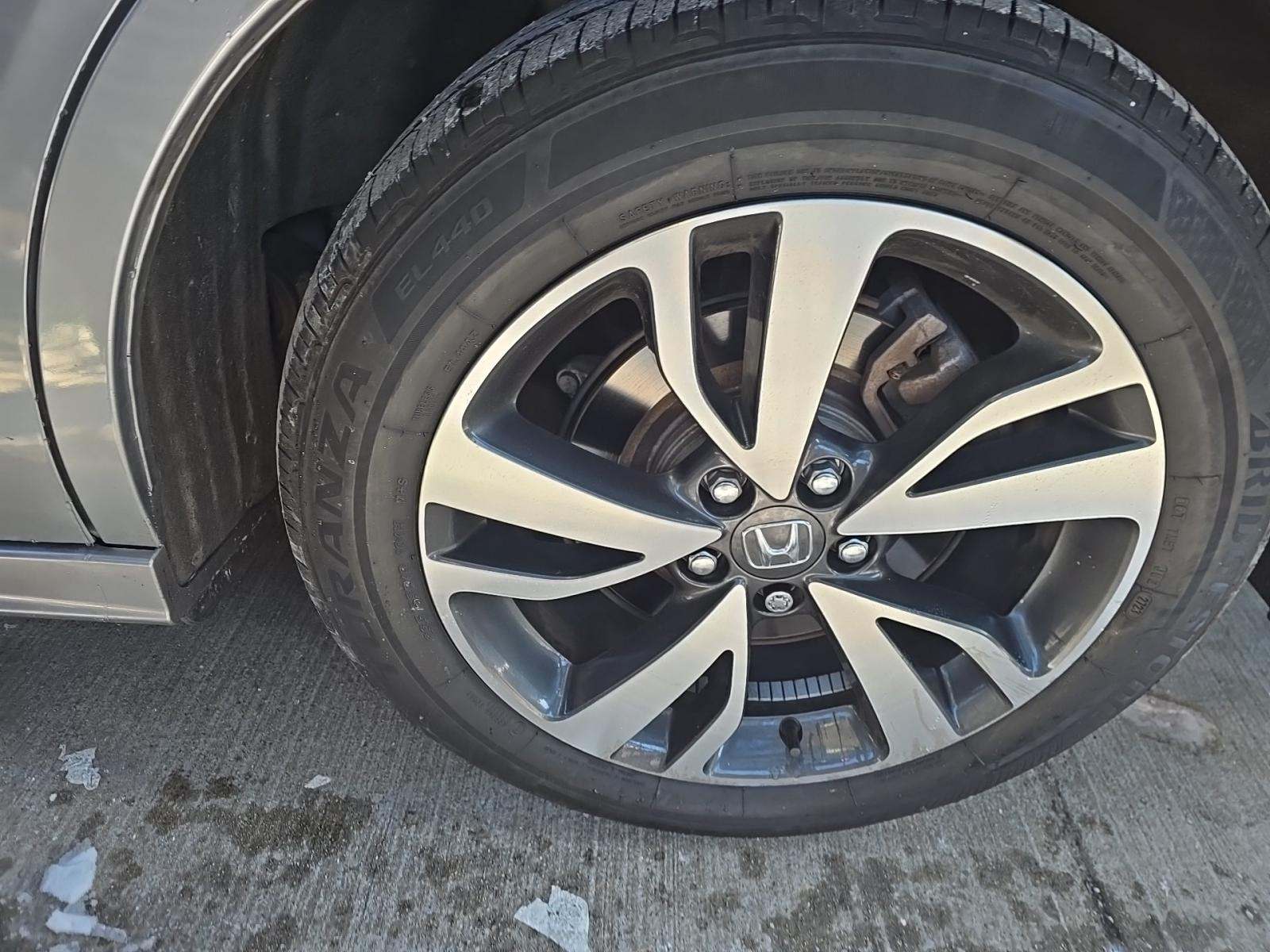 2023 Honda Odyssey Touring FWD