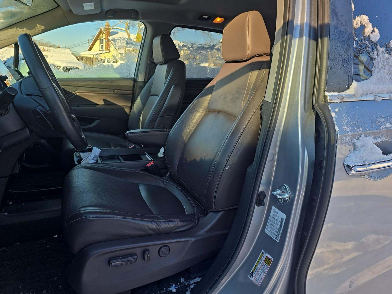 2023 Honda Odyssey EX-L FWD