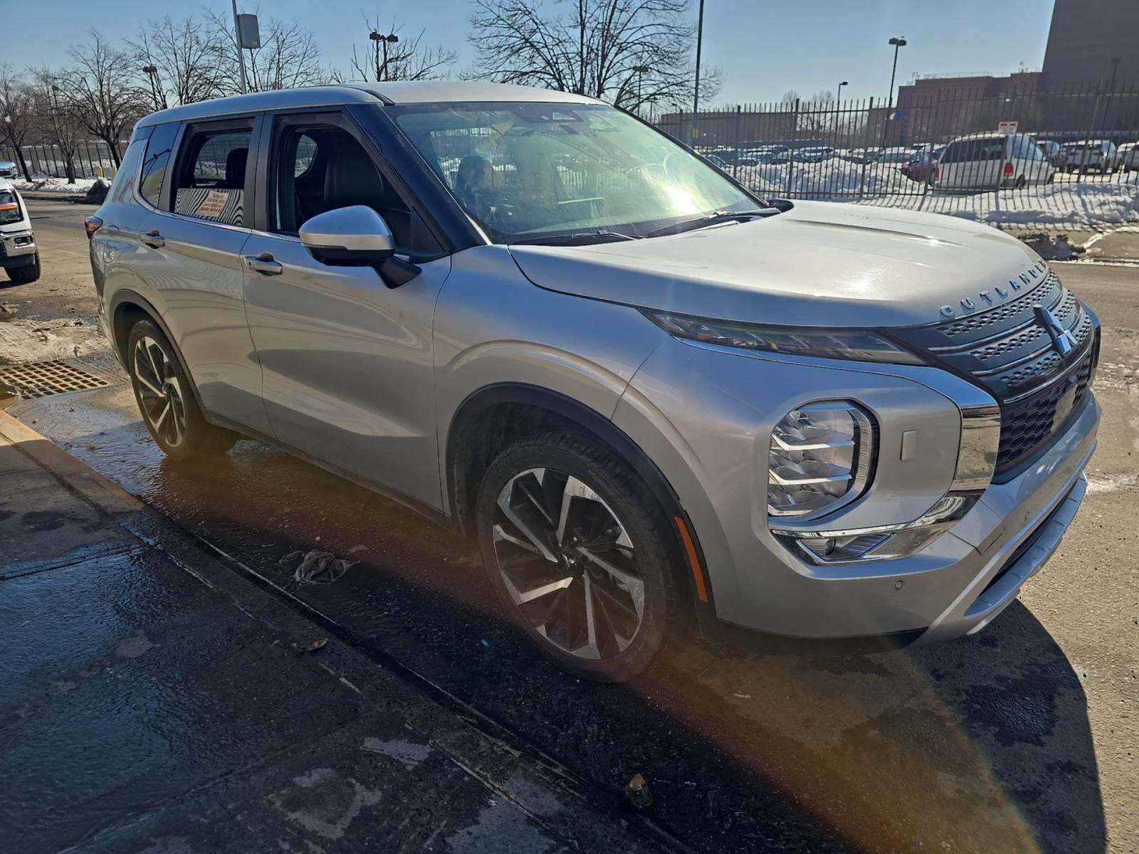 2024 Mitsubishi Outlander SE AWD