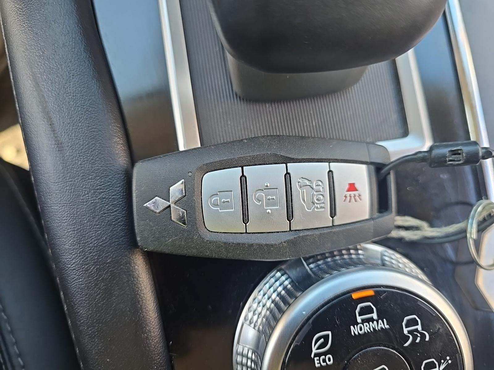 2024 Mitsubishi Outlander SE AWD