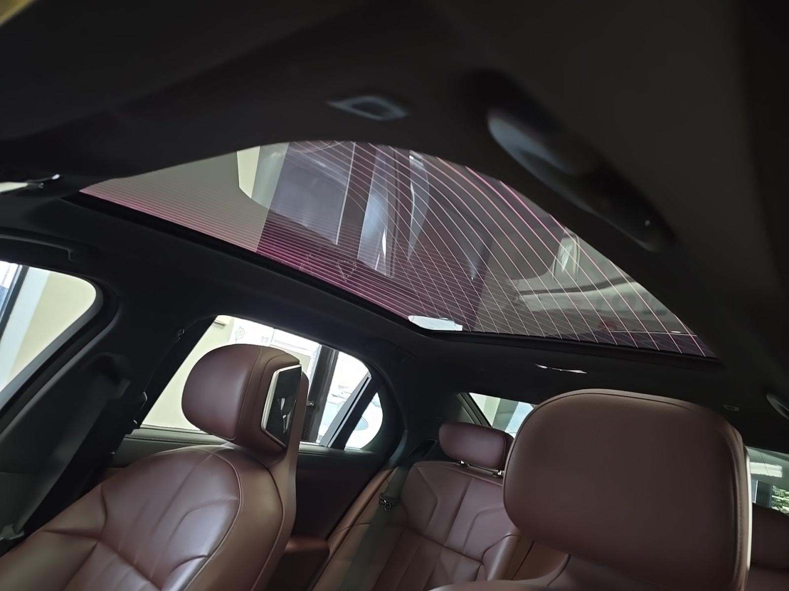 2023 BMW 7 Series 760i xDrive AWD