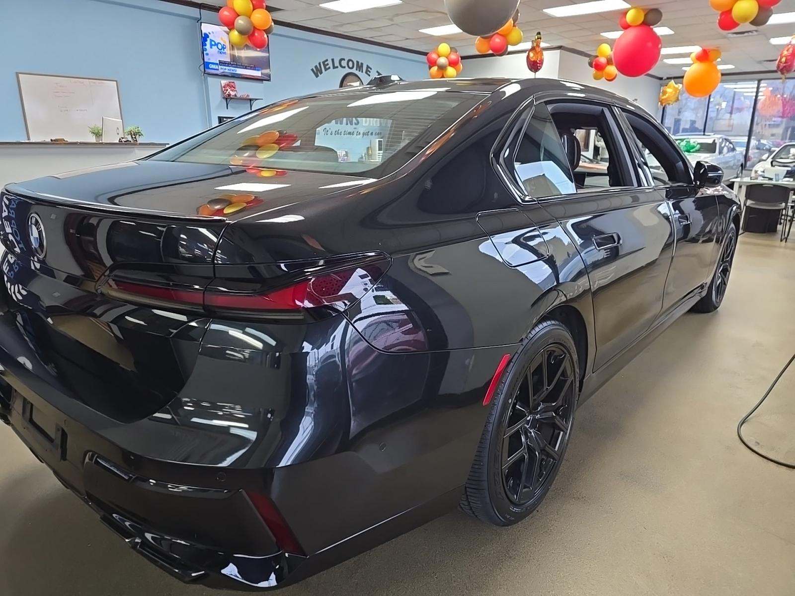 2023 BMW 7 Series 760i xDrive AWD