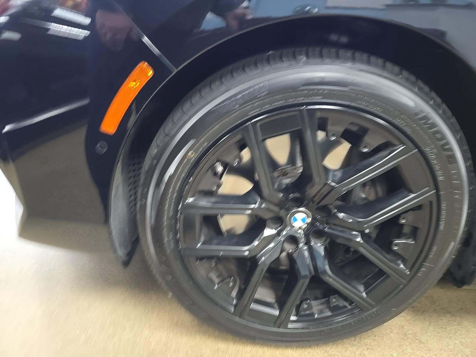 2023 BMW 7 Series 760i xDrive AWD