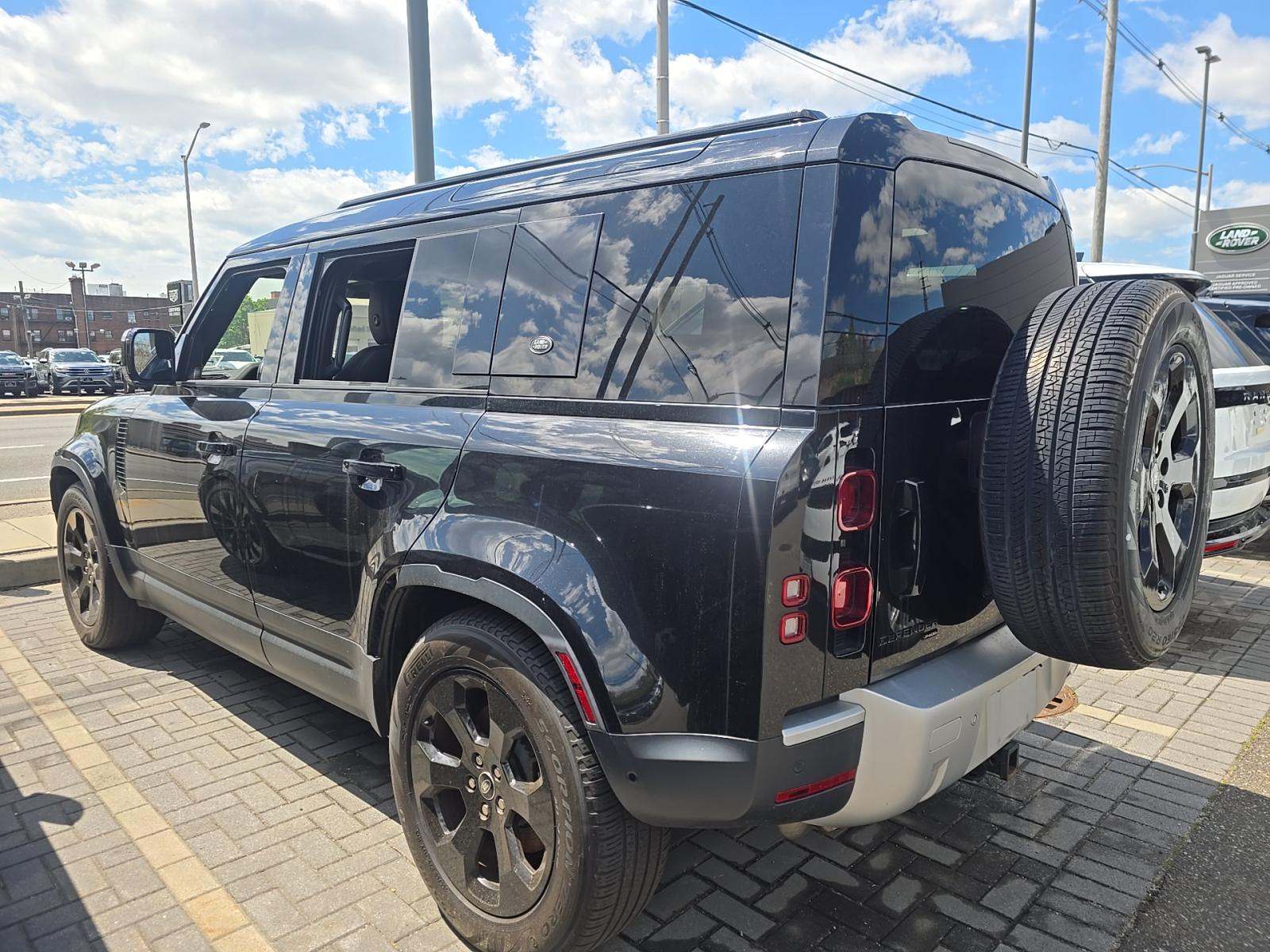 LAND ROVER DEFENDER 110 - 2