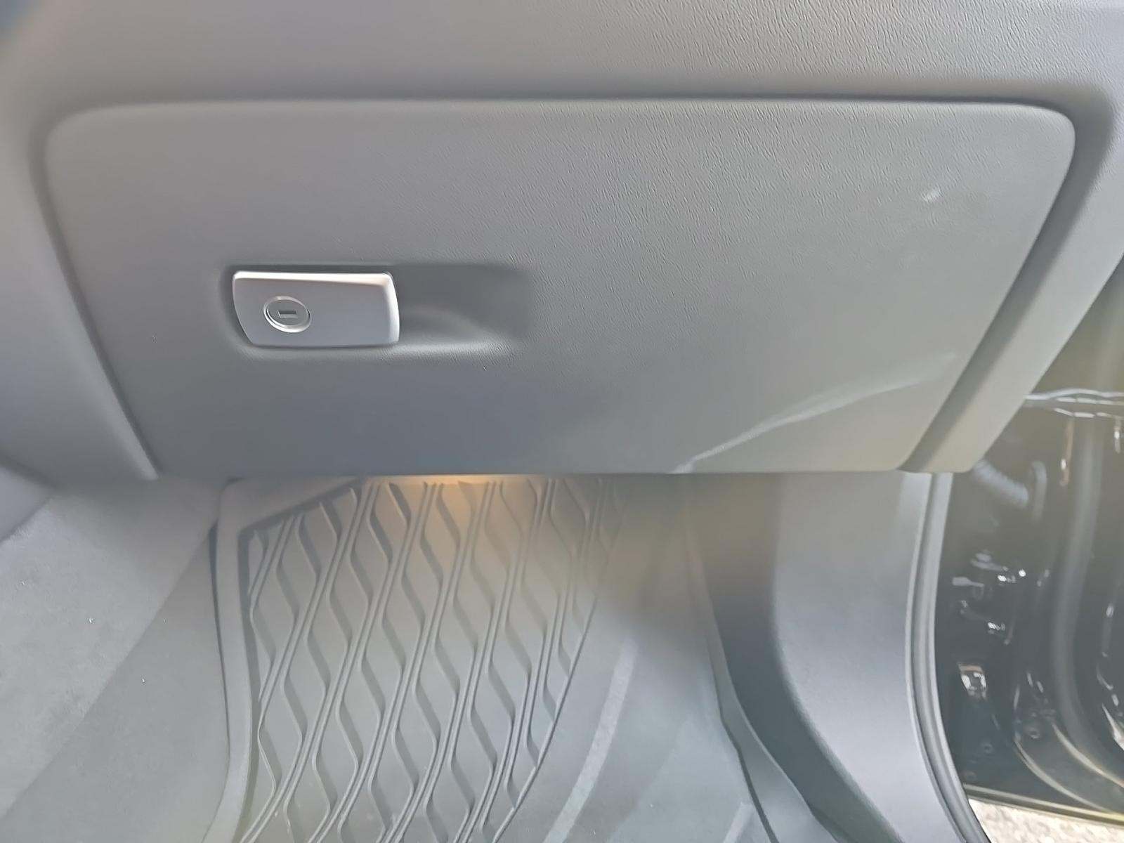 2025 BMW X5 xDrive40i AWD