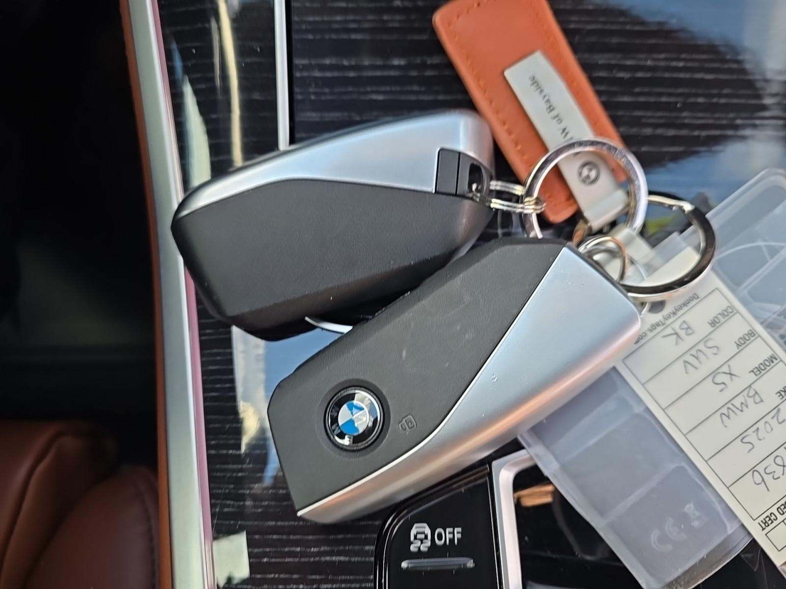 2025 BMW X5 xDrive40i AWD