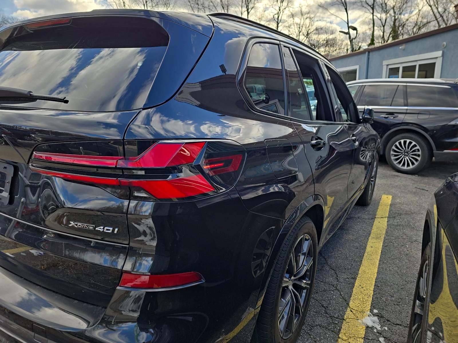 2025 BMW X5 xDrive40i AWD