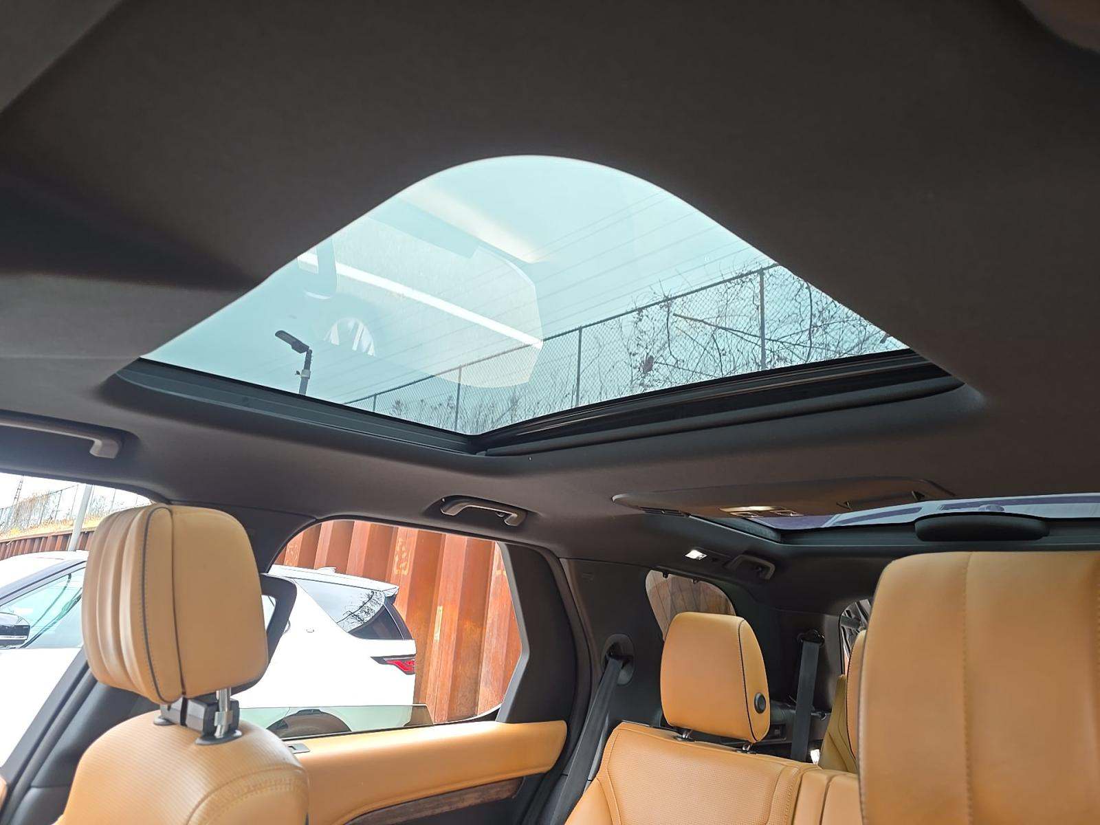 2020 Land Rover Discovery HSE Luxury AWD