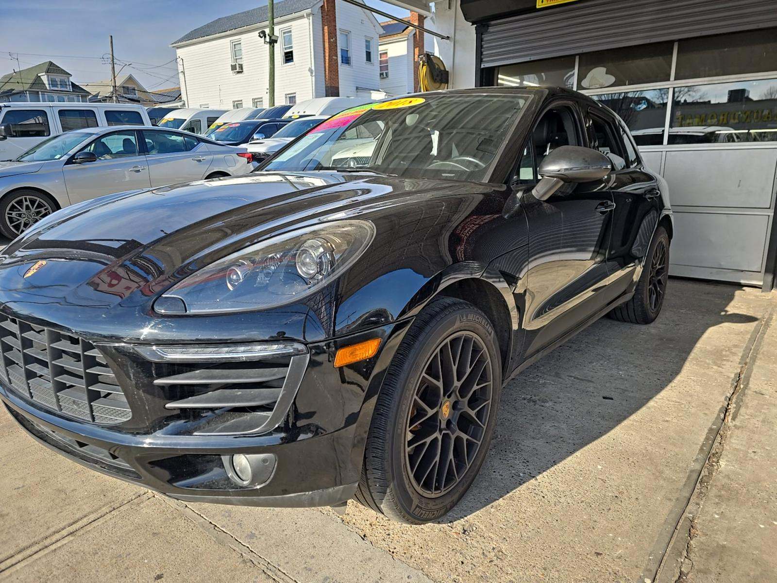 2018 Porsche Macan Sport Edition AWD