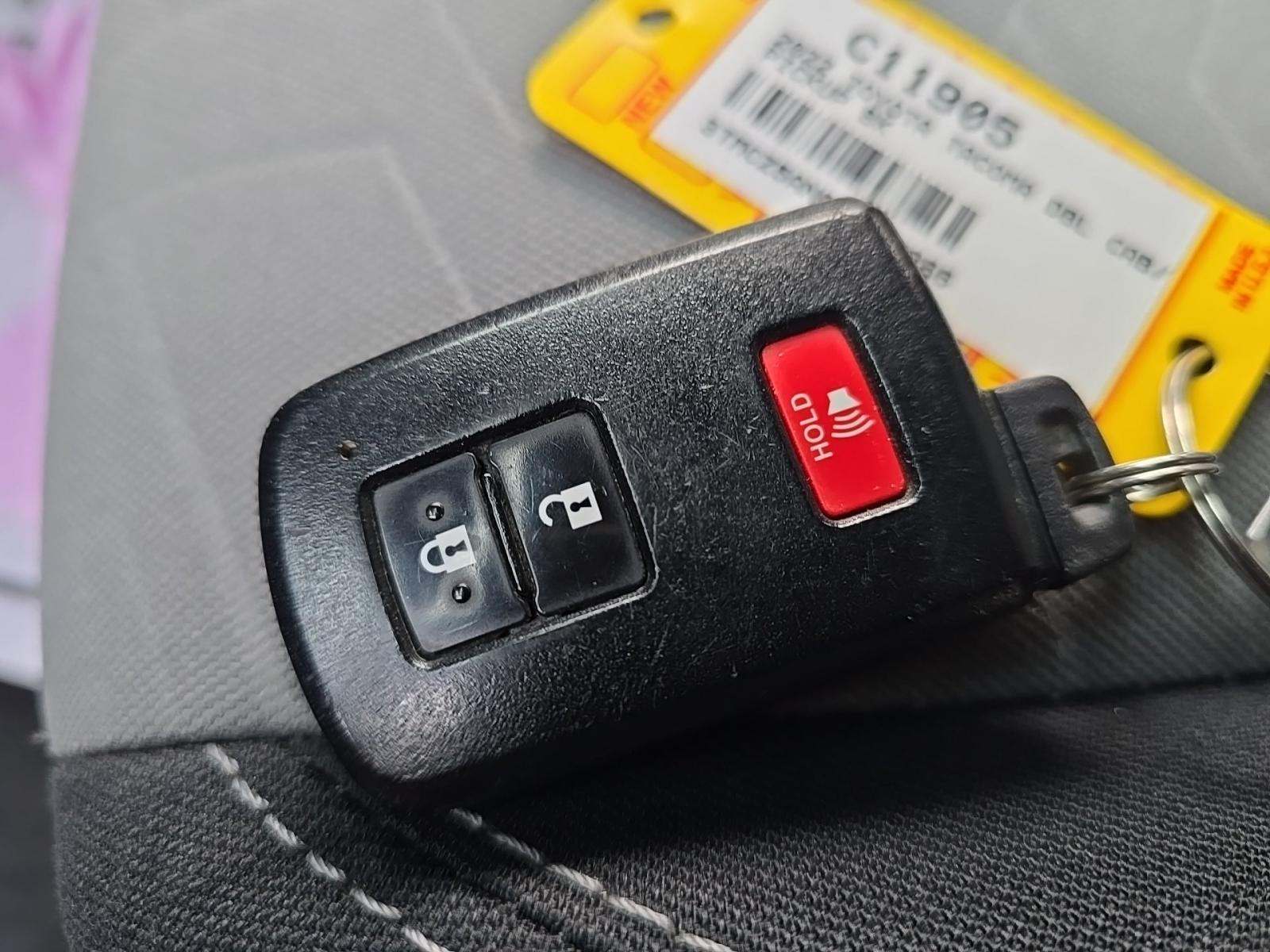 2022 Toyota Tacoma TRD Off-Road AWD