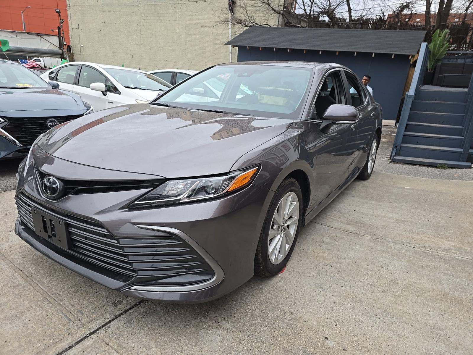 2023 Toyota Camry LE FWD