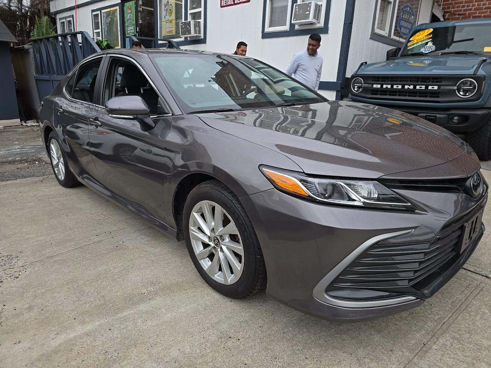 2023 Toyota Camry LE FWD