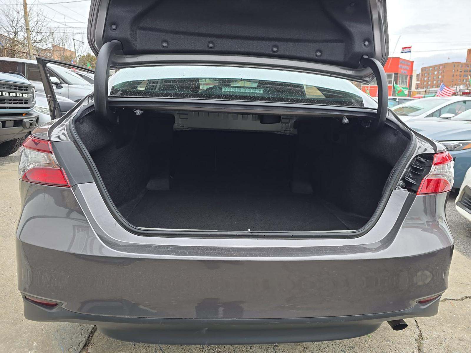 2023 Toyota Camry LE FWD