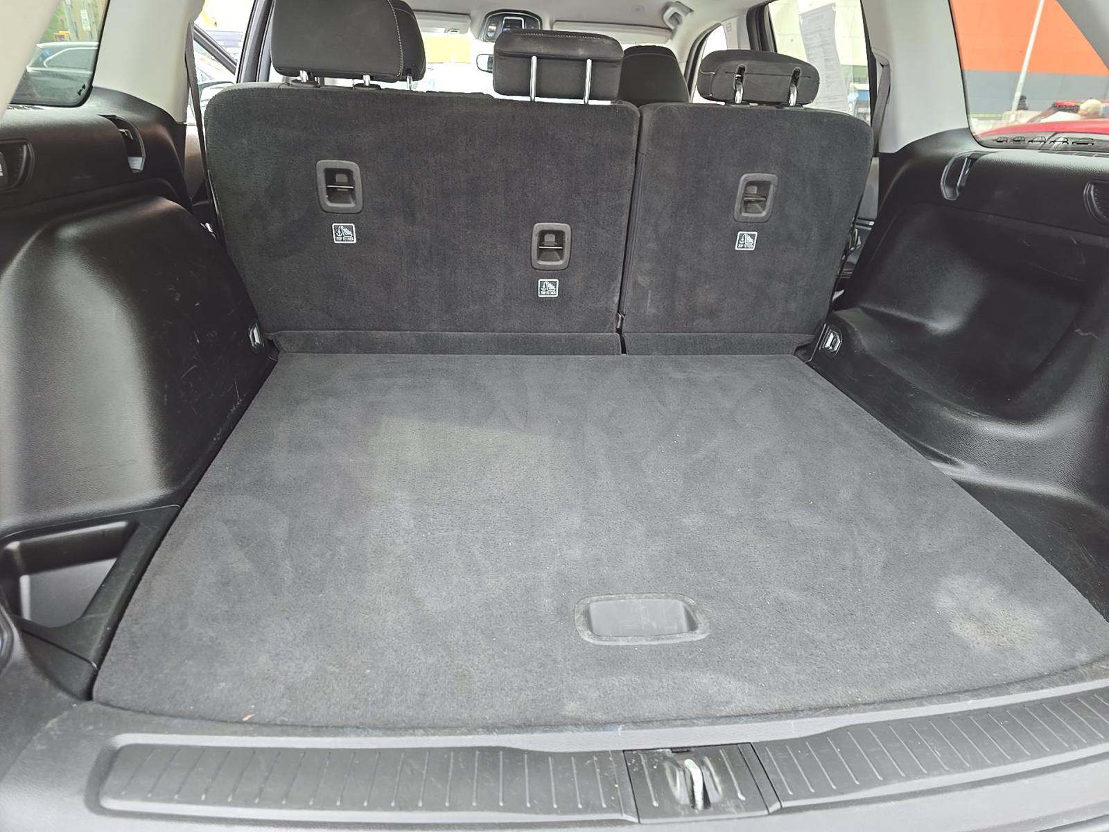 2023 Jeep Grand Cherokee Laredo RWD