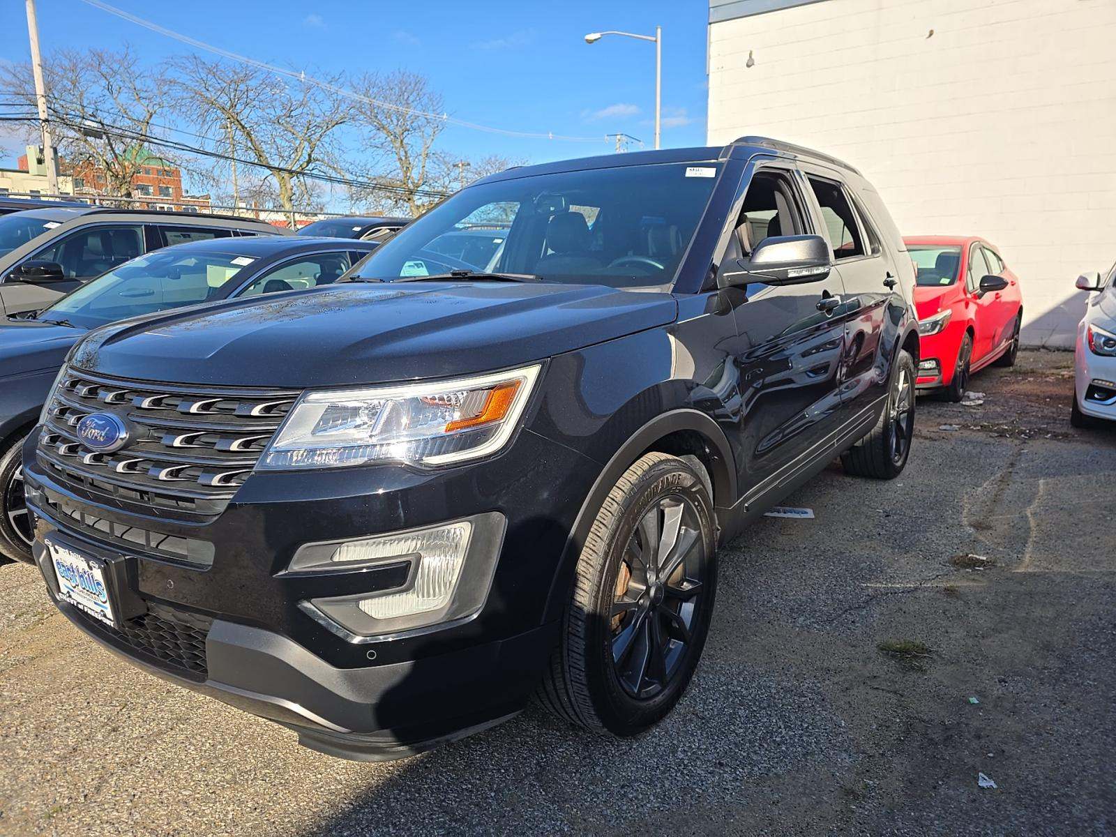 FORD EXPLORER - 1