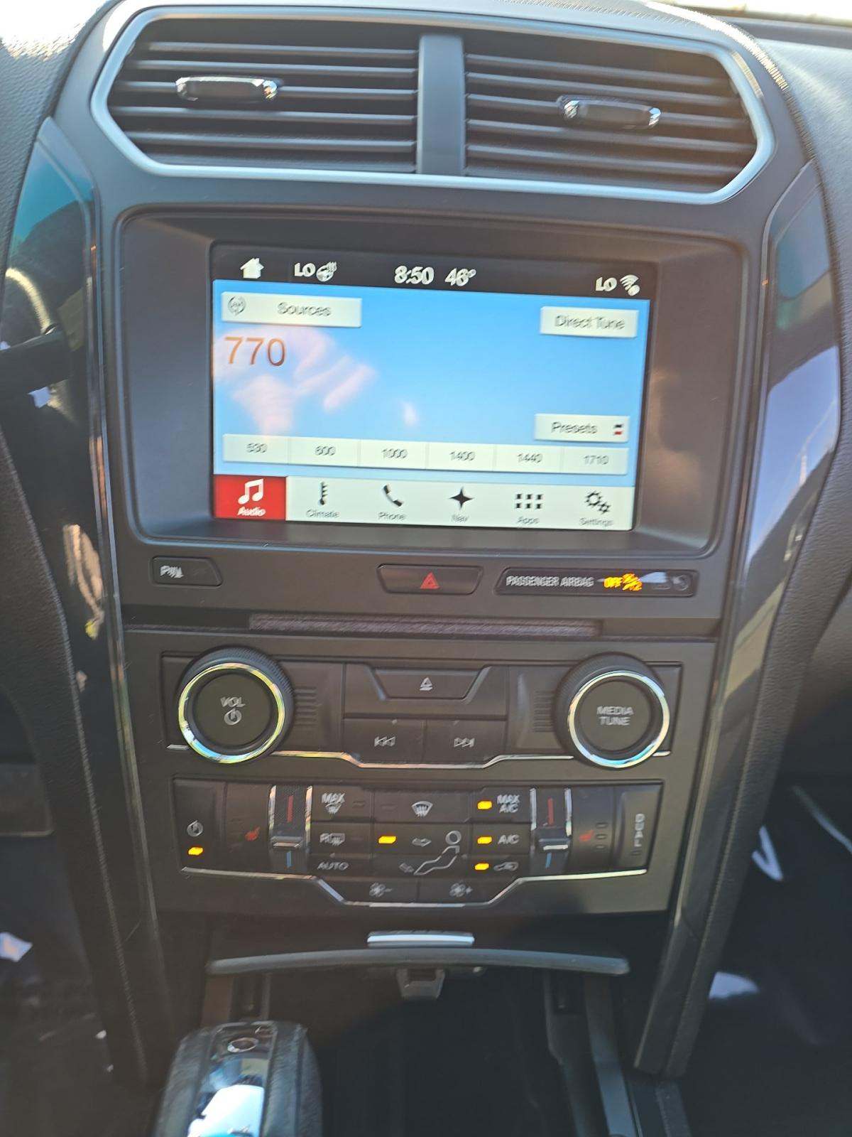 FORD EXPLORER - 10