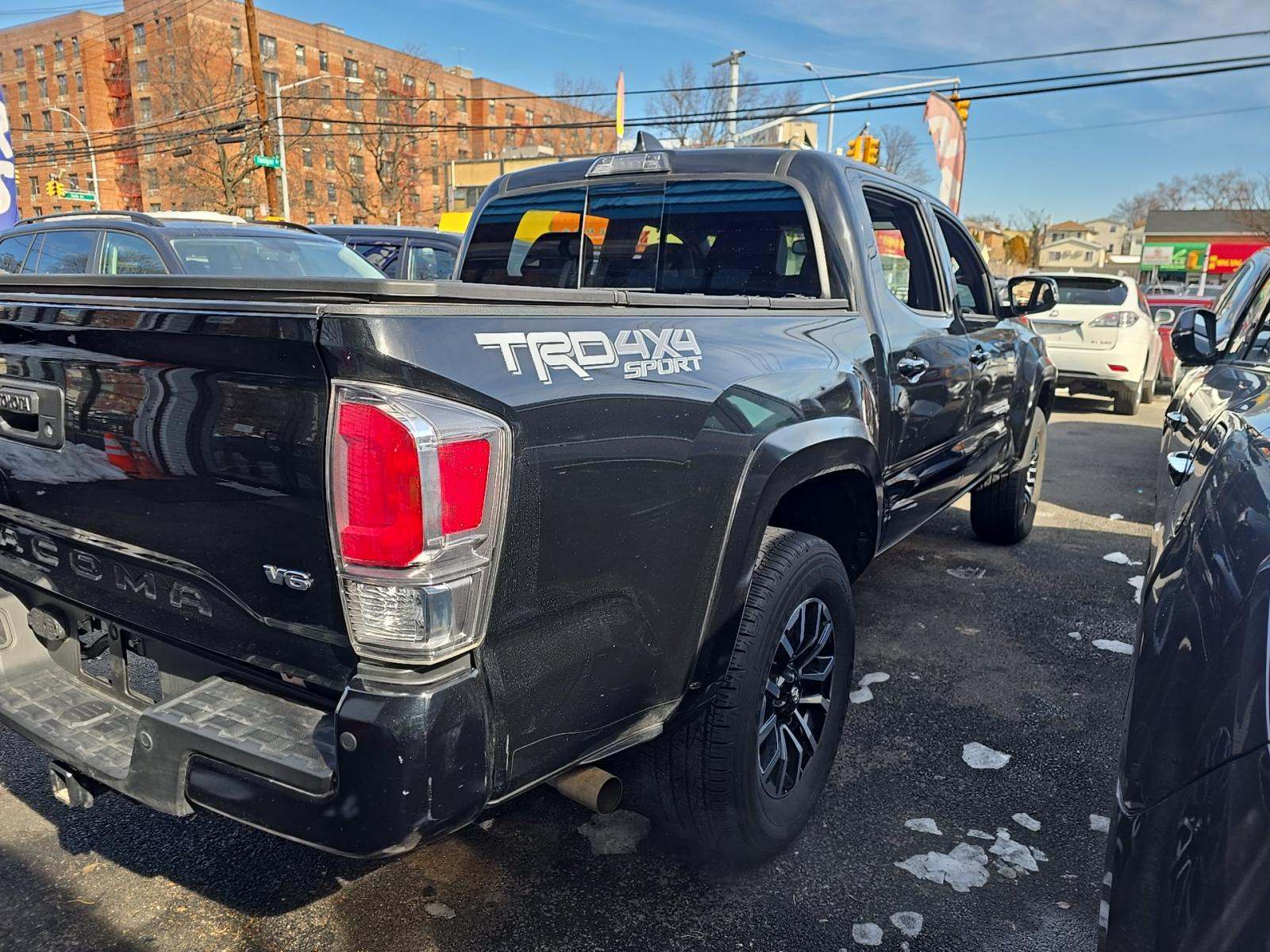 2022 Toyota Tacoma TRD Sport AWD