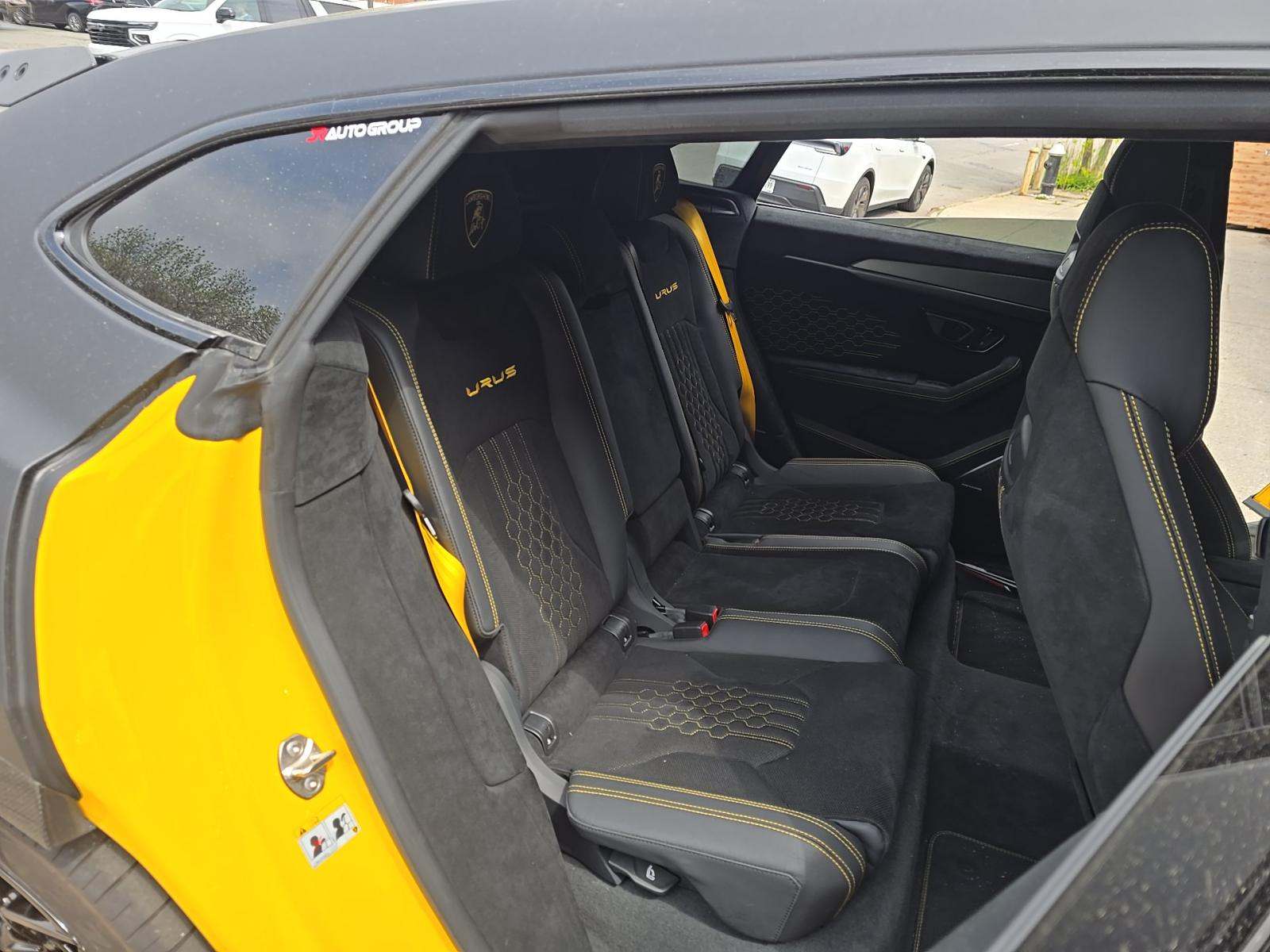 2023 Lamborghini Urus Performante AWD