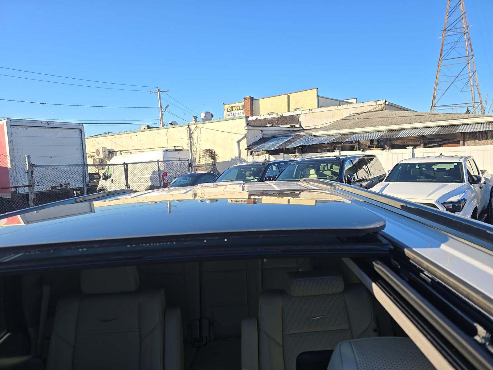 2023 Cadillac Escalade Sport Platinum AWD