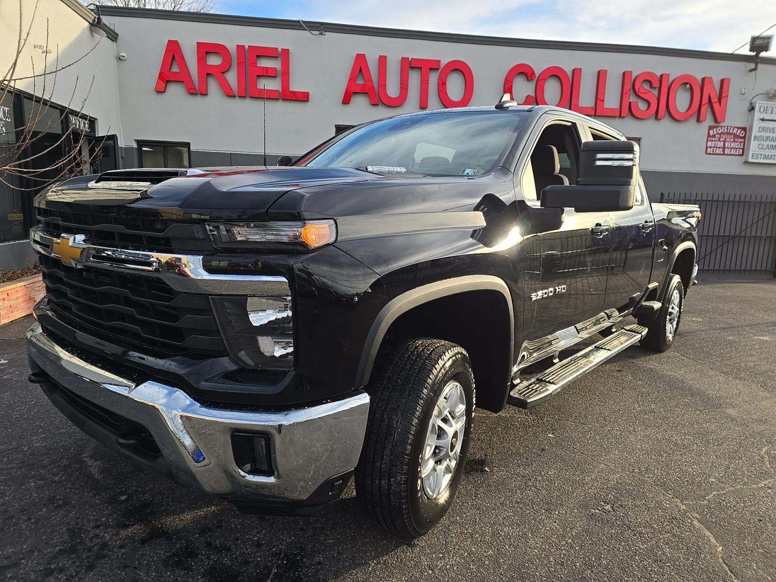 2025 Chevrolet Silverado 2500HD LT AWD