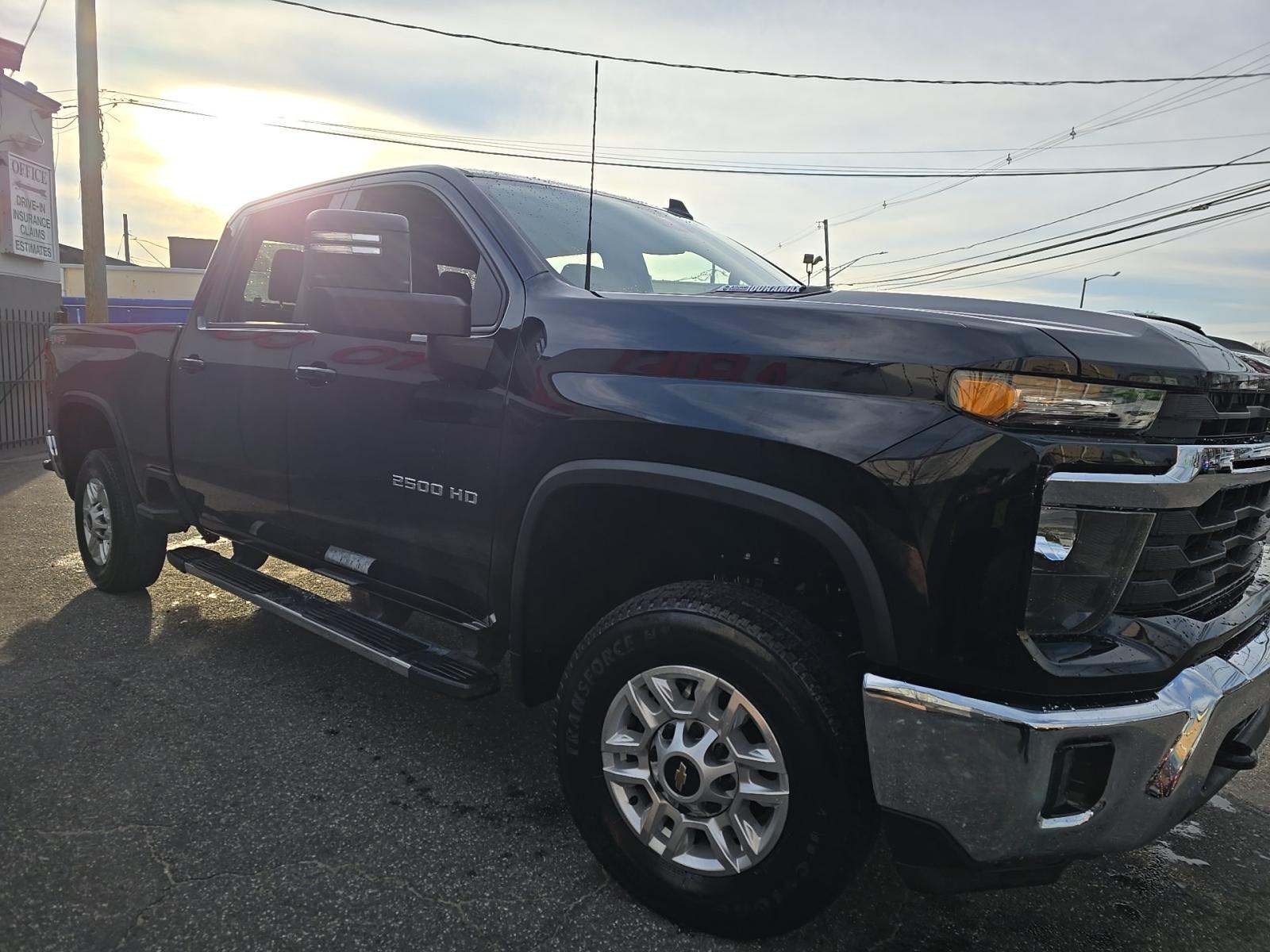 2025 Chevrolet Silverado 2500HD LT AWD
