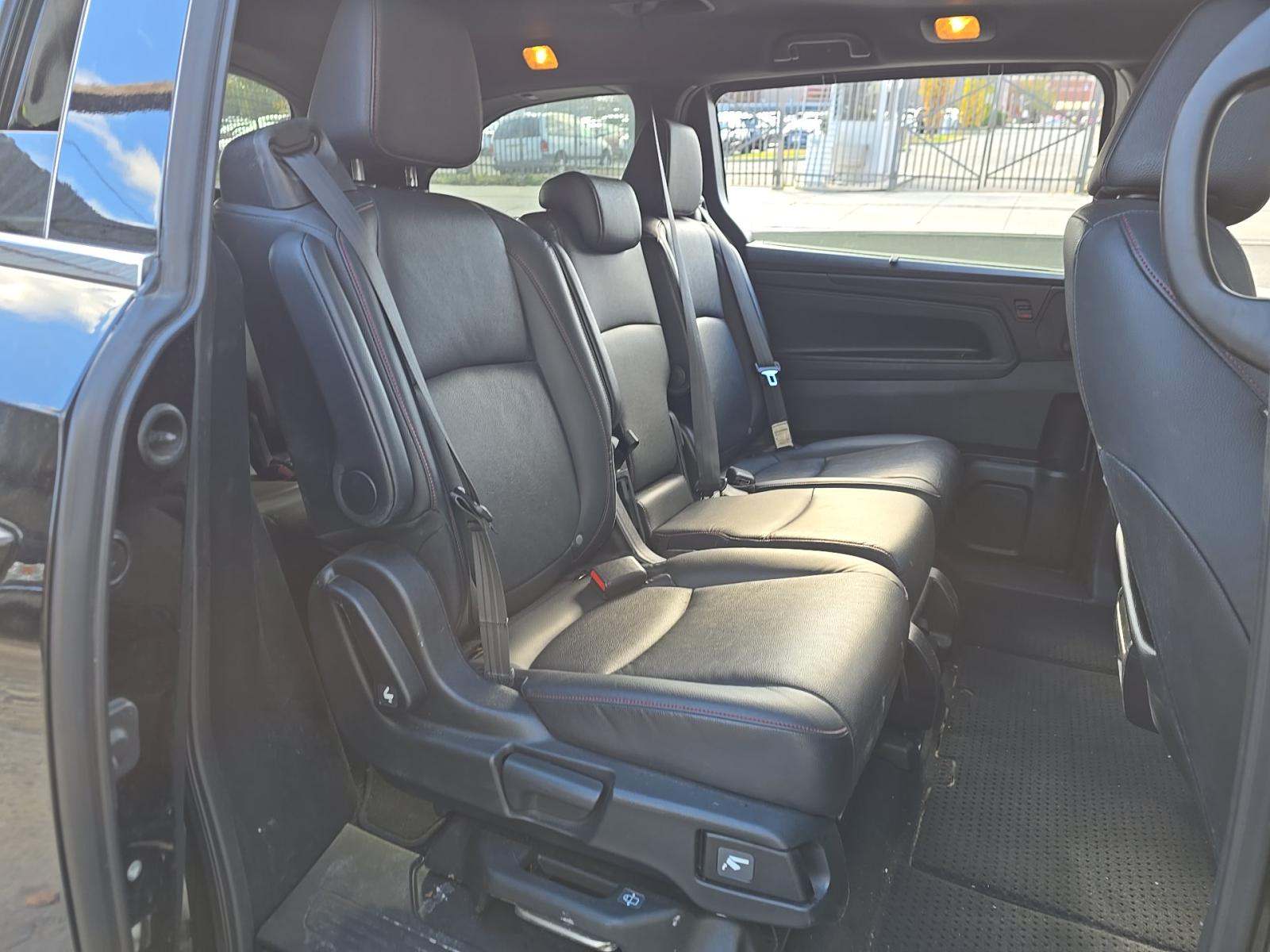 2023 Honda Odyssey Sport FWD