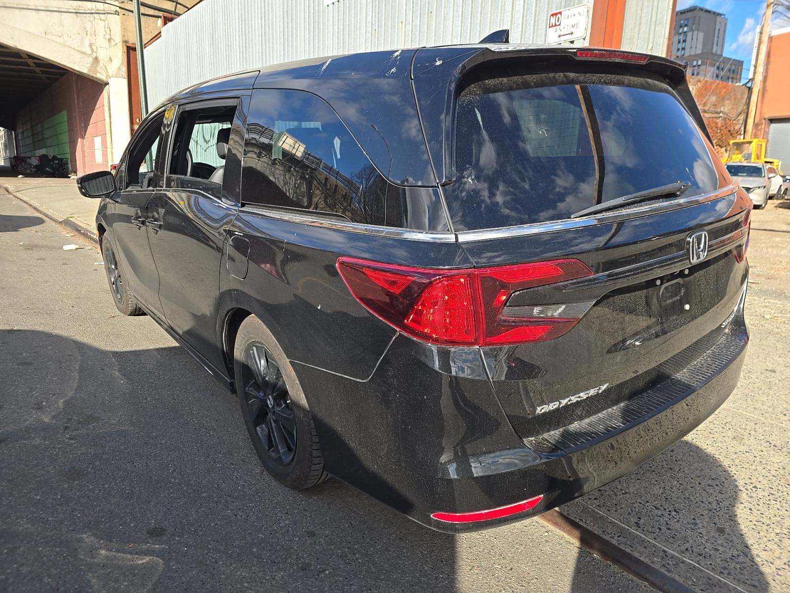 2023 Honda Odyssey Sport FWD