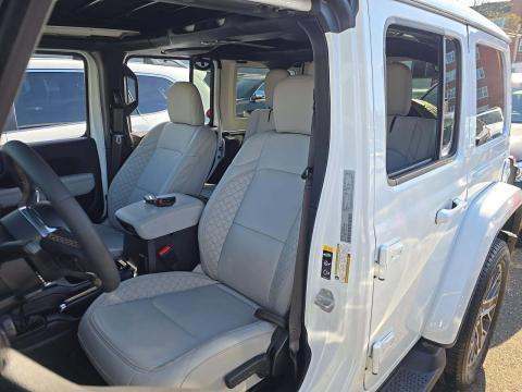 JEEP 4XE SAHARA HIGH ALTITUDE - 6