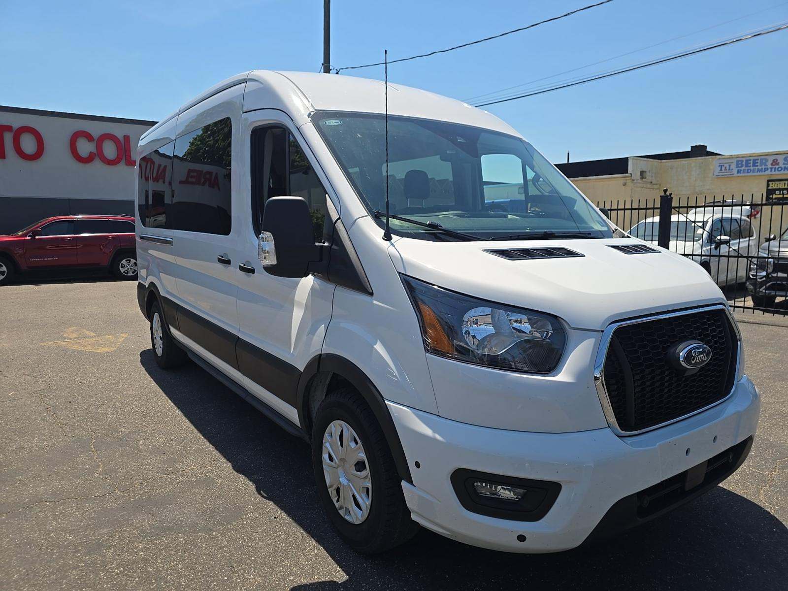 FORD TRANSIT 350 - 4