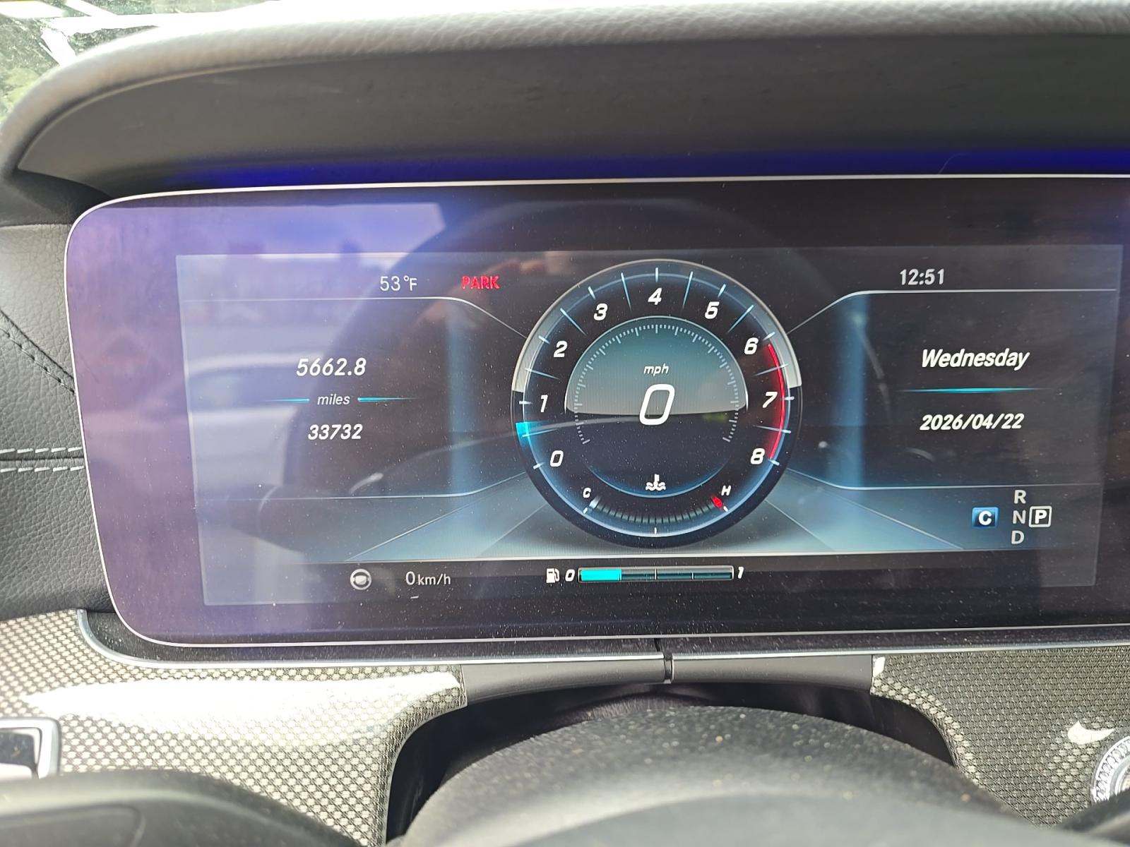 MERCEDES-BENZ E-CLASS - 9