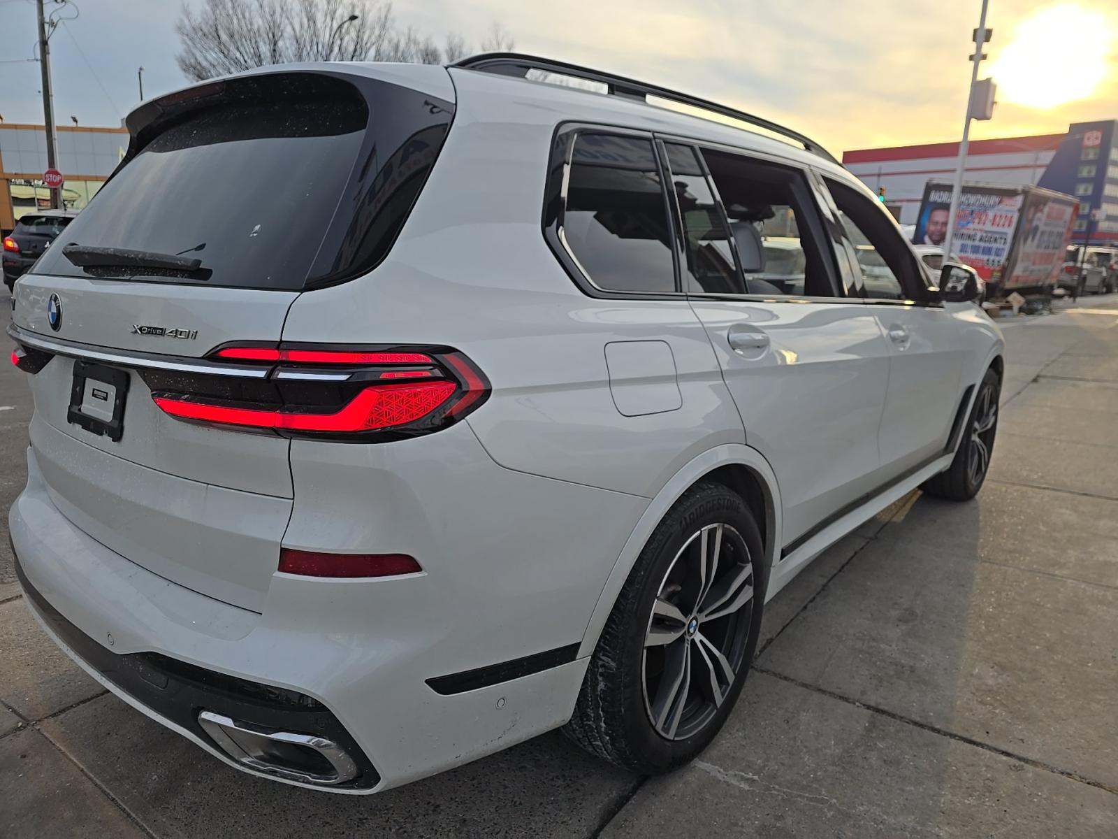 2023 BMW X7 xDrive40i AWD