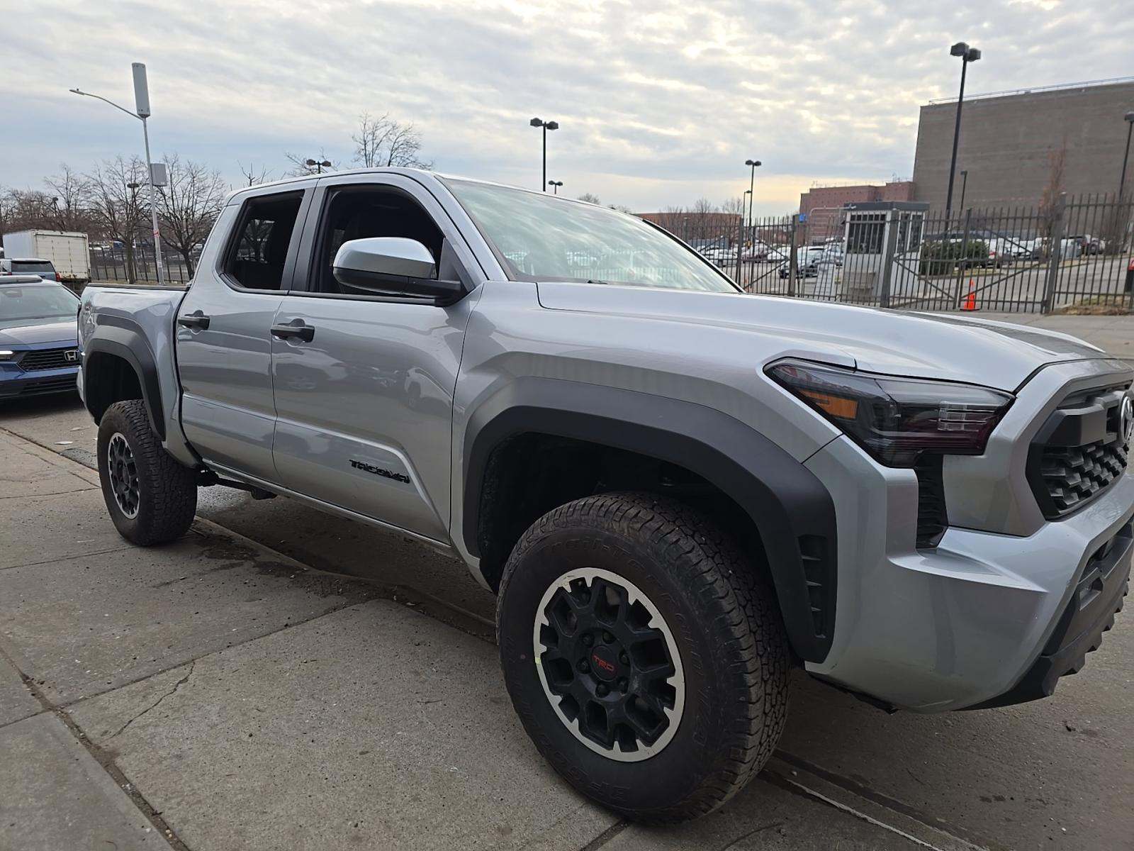 2024 Toyota Tacoma SR AWD